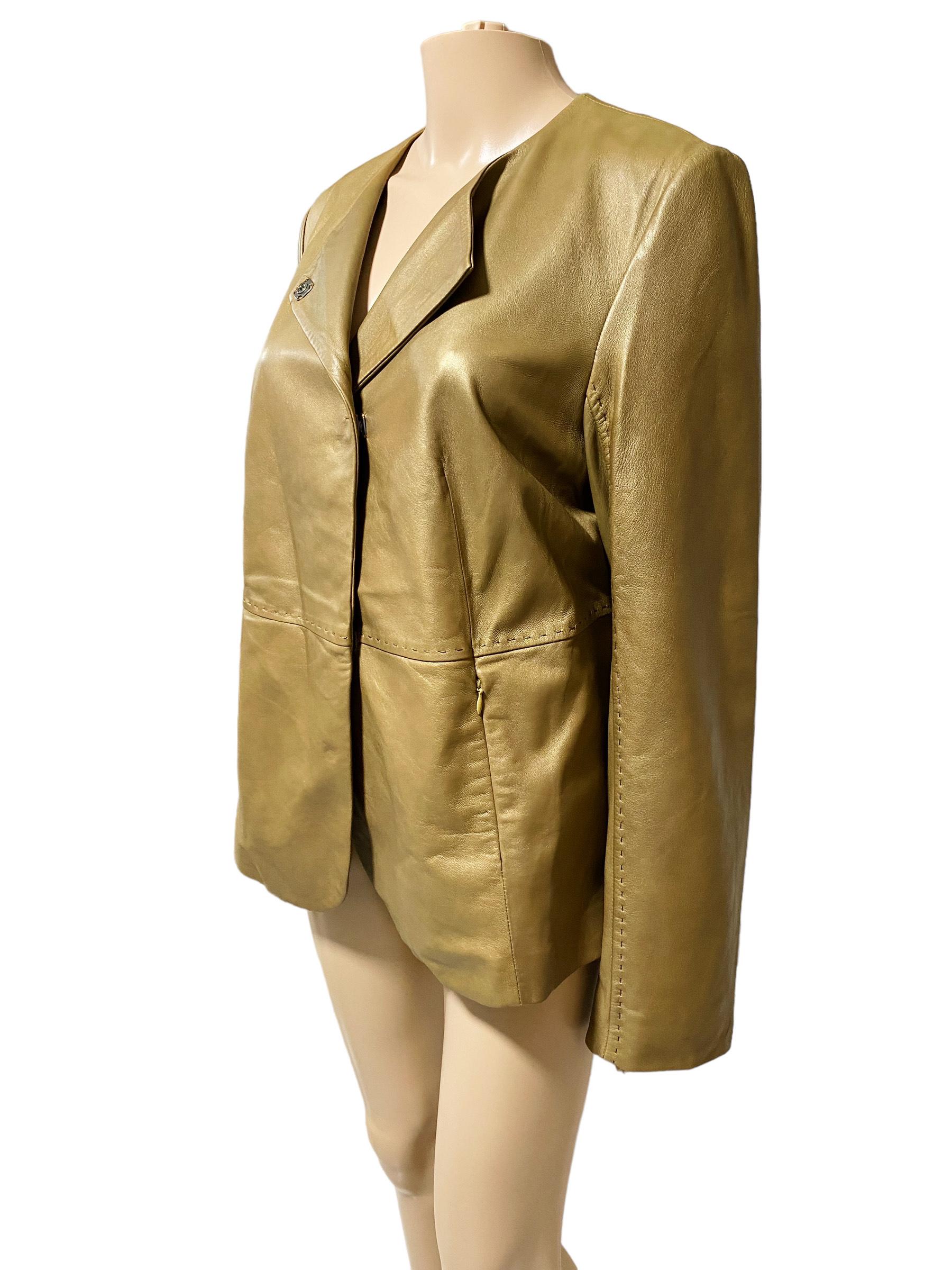Women's or Men's Marina Rinaldi x Max Mara Genuine Leather Jacket - Limited Edition For Sale