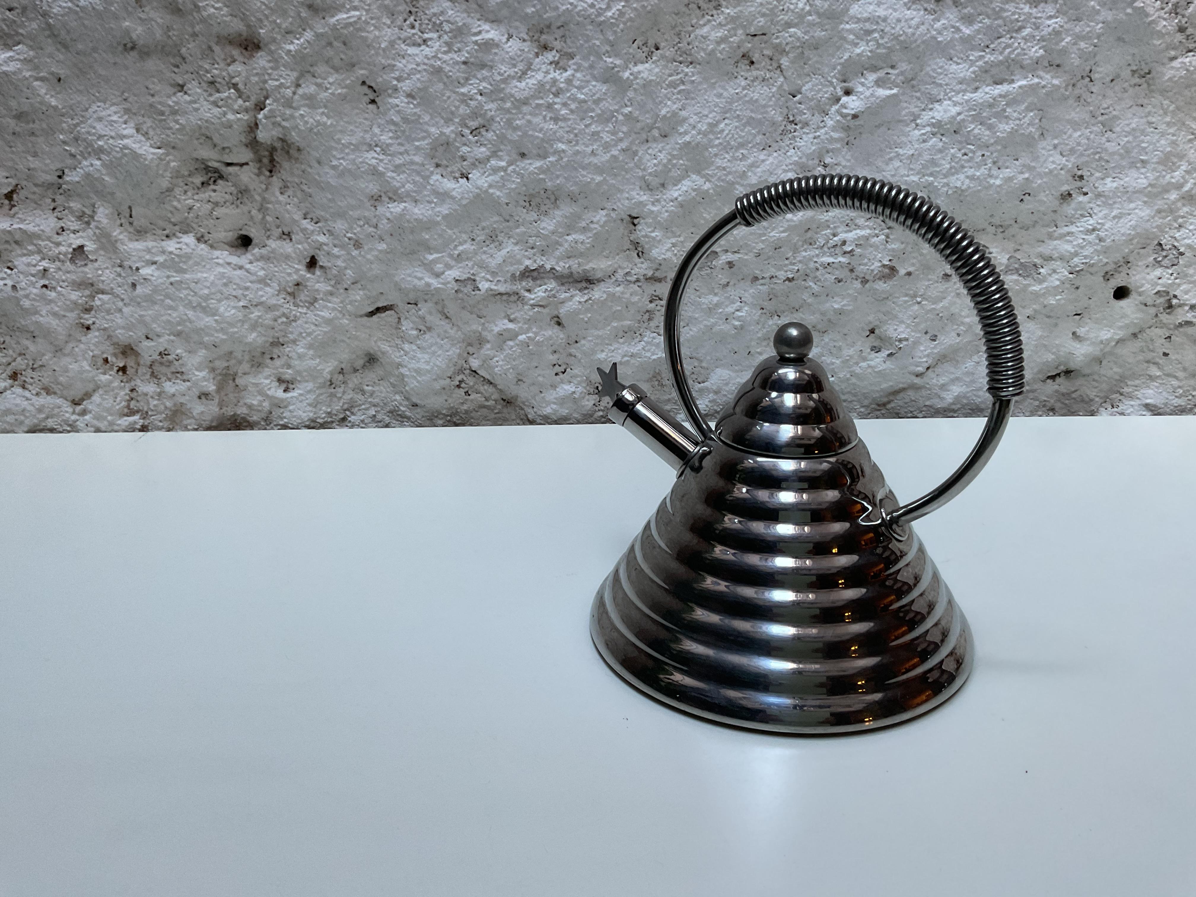 Marina Sgarbi Wasserkocher für Stella Collection'S, Italien, 1980er Jahre im Zustand „Gut“ im Angebot in Barcelona, ES