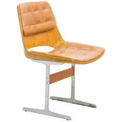 chaise d'appoint "Marina":: Jorge Zalszupin:: Milieu du siècle brésilien