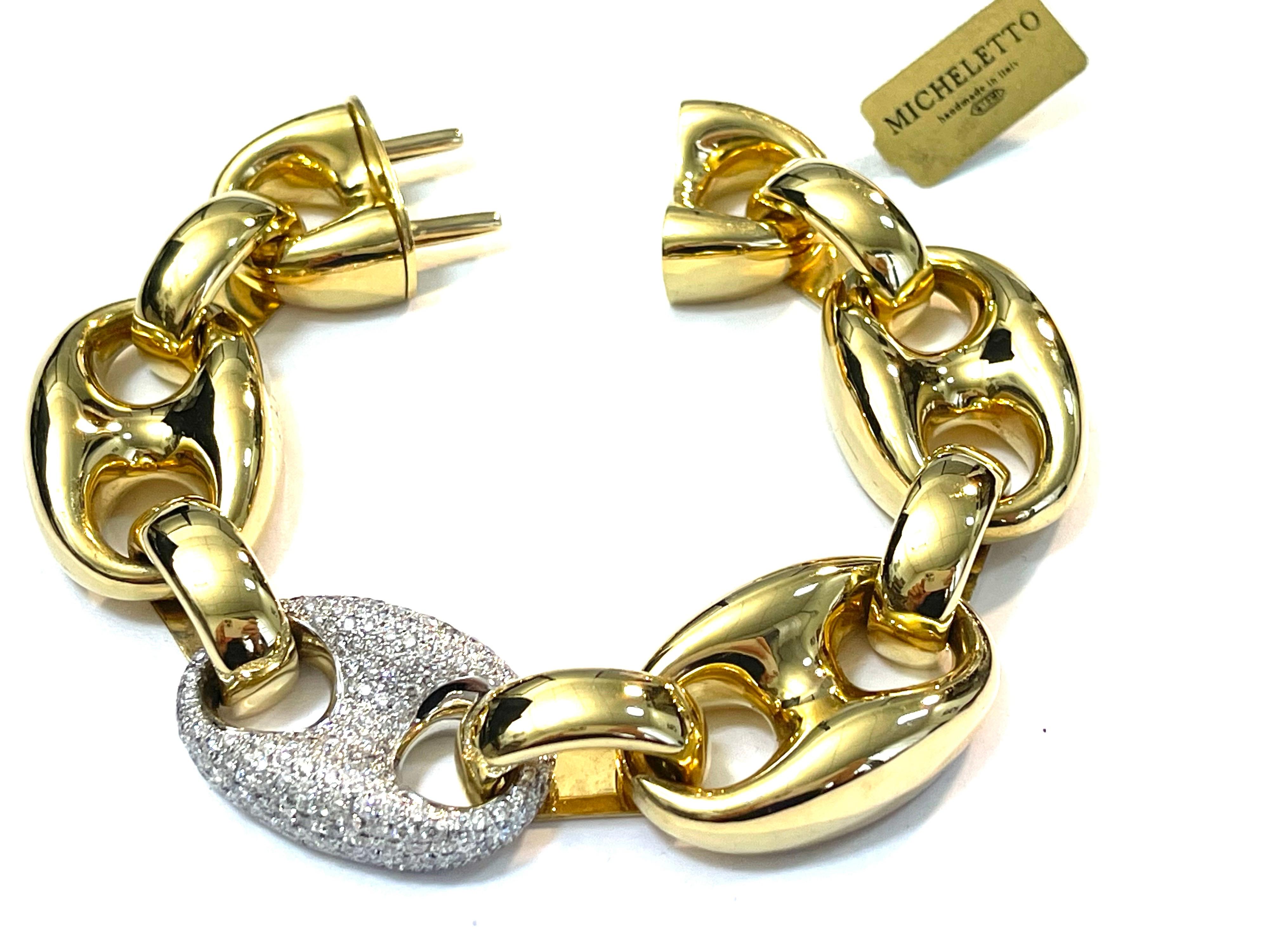 Bracelet à maillons Marina en or jaune 18 carats et diamants blancs 
Il s'agit de la Collectional de Micheletto.
La longueur totale est de 21,00 cm.
le poids total de l'or est de 107,5
le poids total des diamants est de ct  5,1 (couleur HG clarté