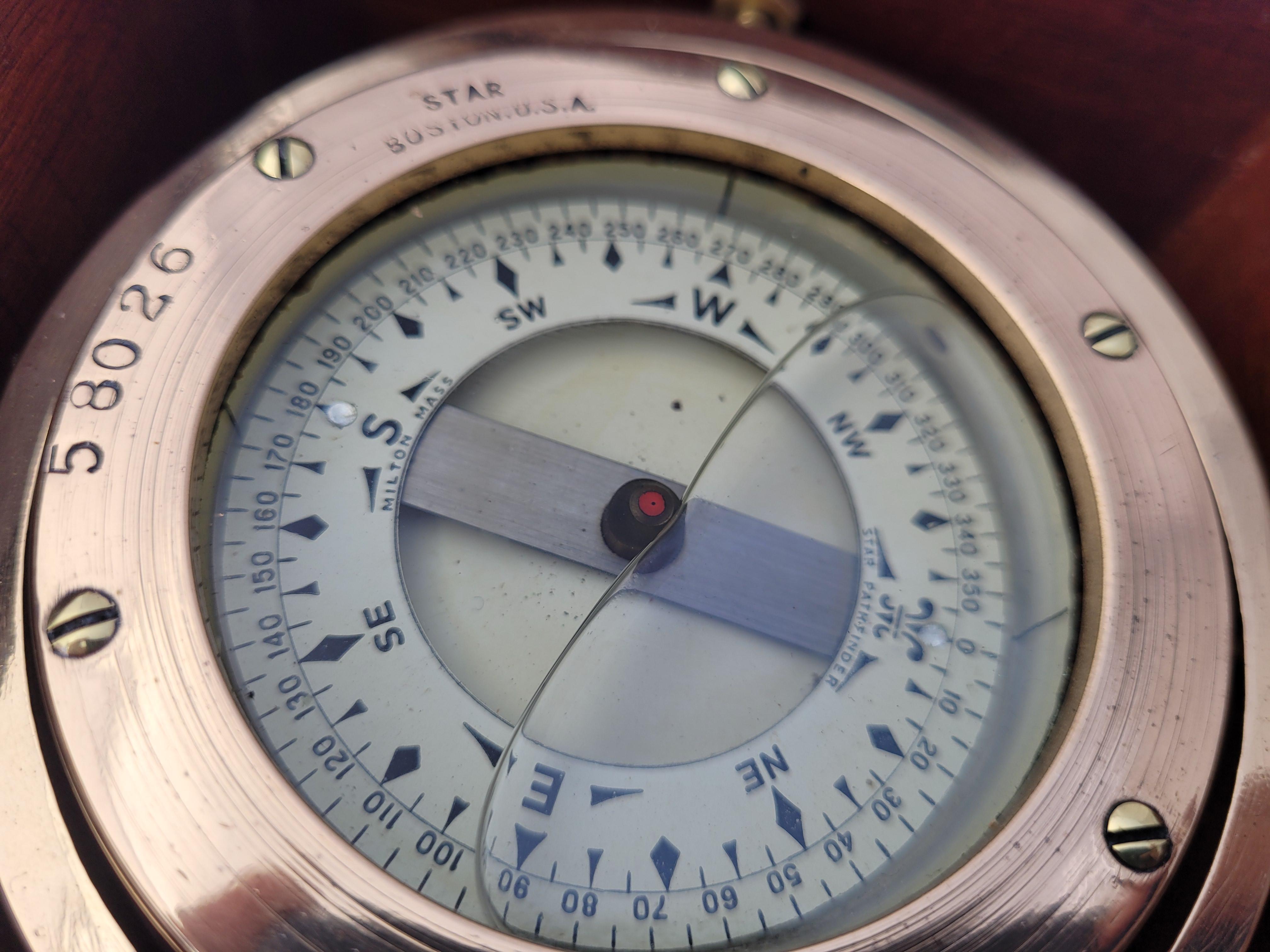 Marine Compass in Box by Star Compass of Boston For Sale 4