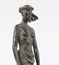 All the time in the world by Marine de Soos - Bronze sculpture, mother and son