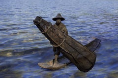 Pescador Burman III de Marine de Soos - Escultura de bronce, figurativa, hombre