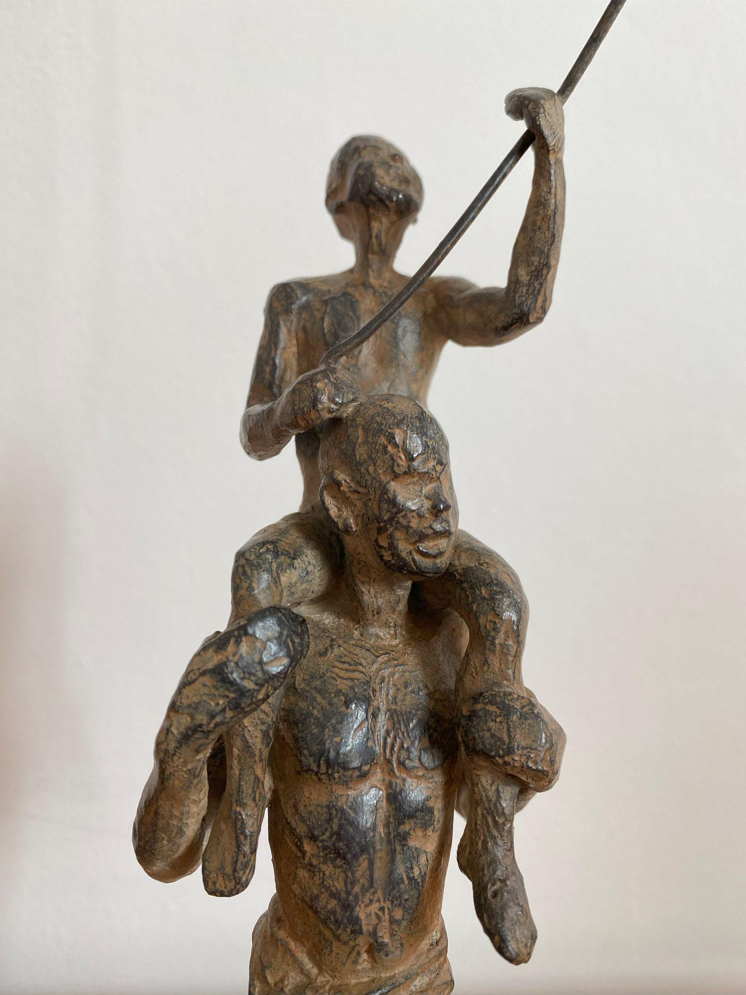 Child Childhood's Sail VI par Marine de Soos - Sculpture en bronze, figure d'enfant, cerf-volant en vente 5