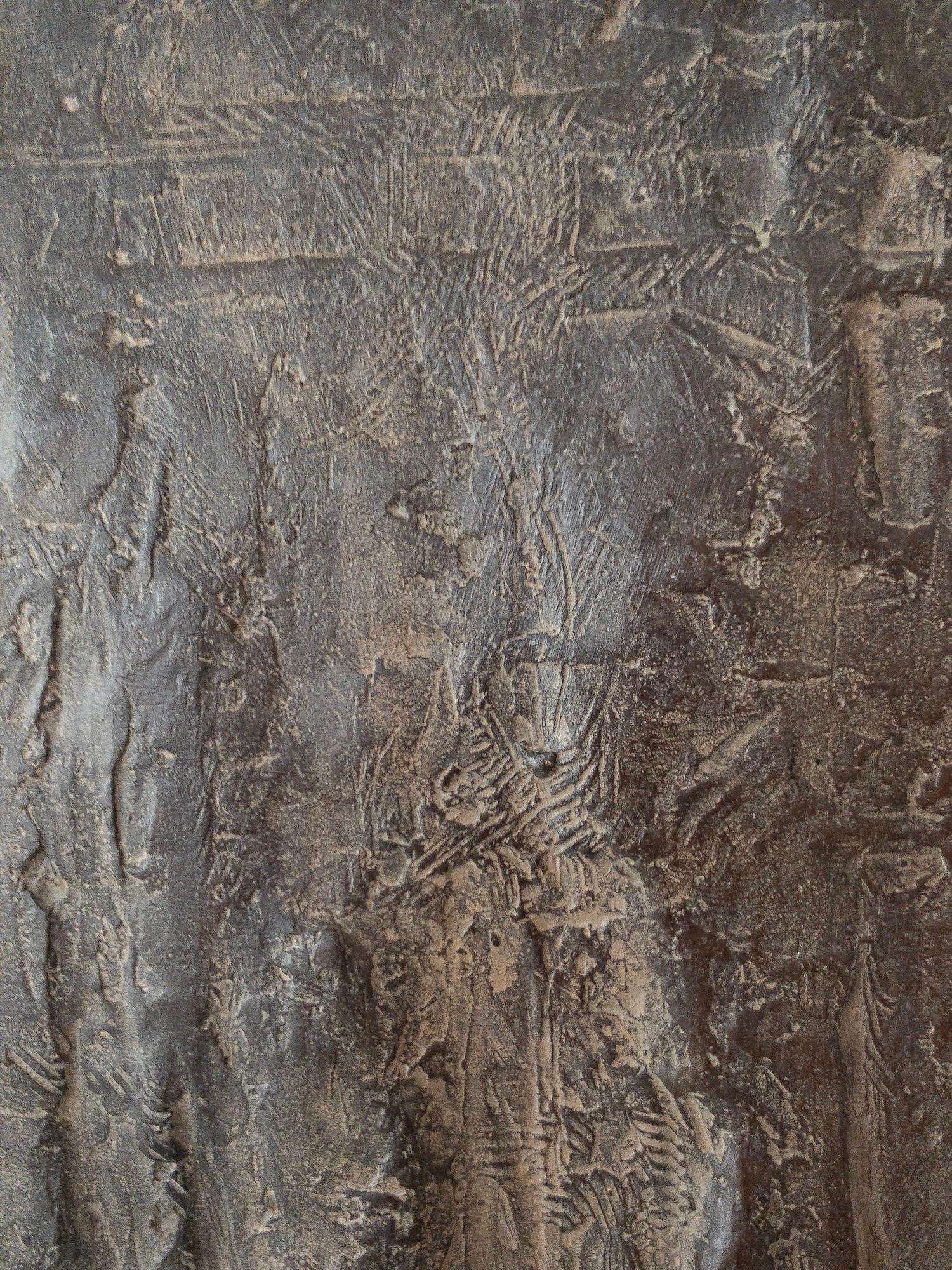 Confabulaciones de Marine de Soos - Escultura de bronce, figurativa, tonos oscuros en venta 10