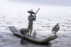 La pêche au cormoran par Marine de Soos - sculpture en bronze, figure humaine, bateau, oiseau