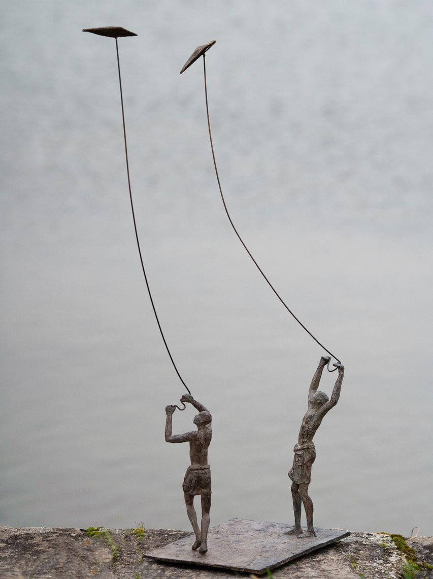 Groupe de 2 Voiles d'enfance II par Marine de Soos - Sculpture en bronze, cerf-volant, vent en vente 1