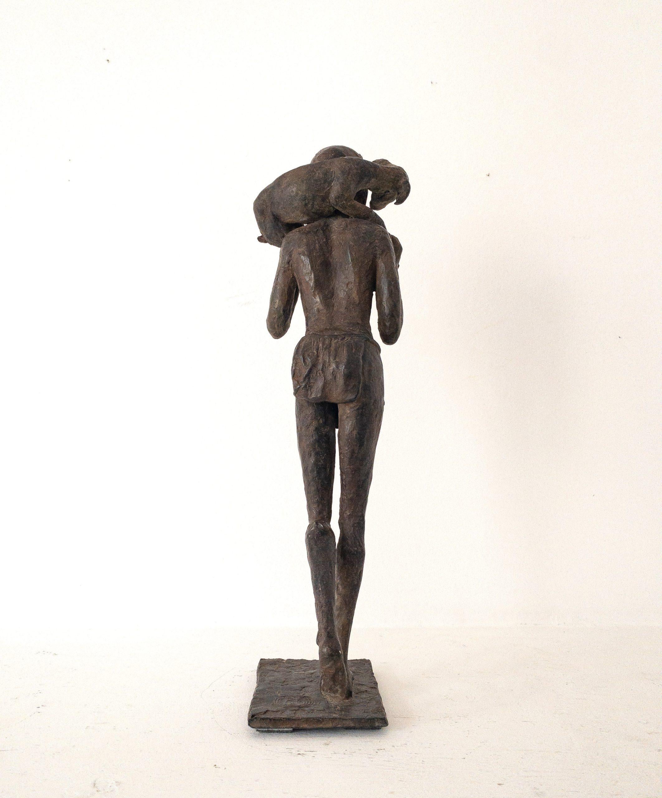 Heïdrun par Marine de Soos - Sculpture en bronze, berger avec chèvre, figuratif en vente 14