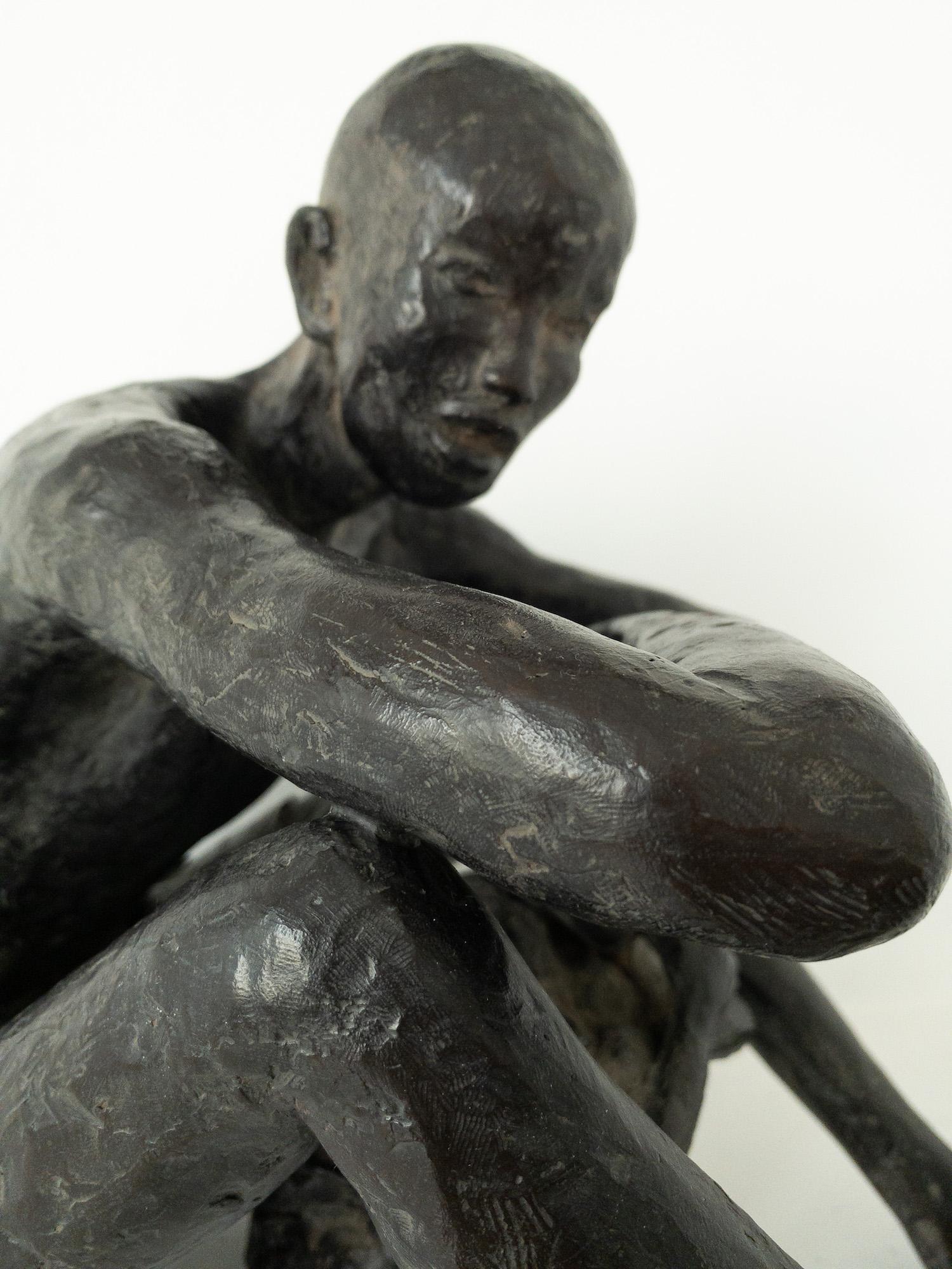 In the shadow of being loved by Marine de Soos - Contemporary bronze sculpture For Sale 6