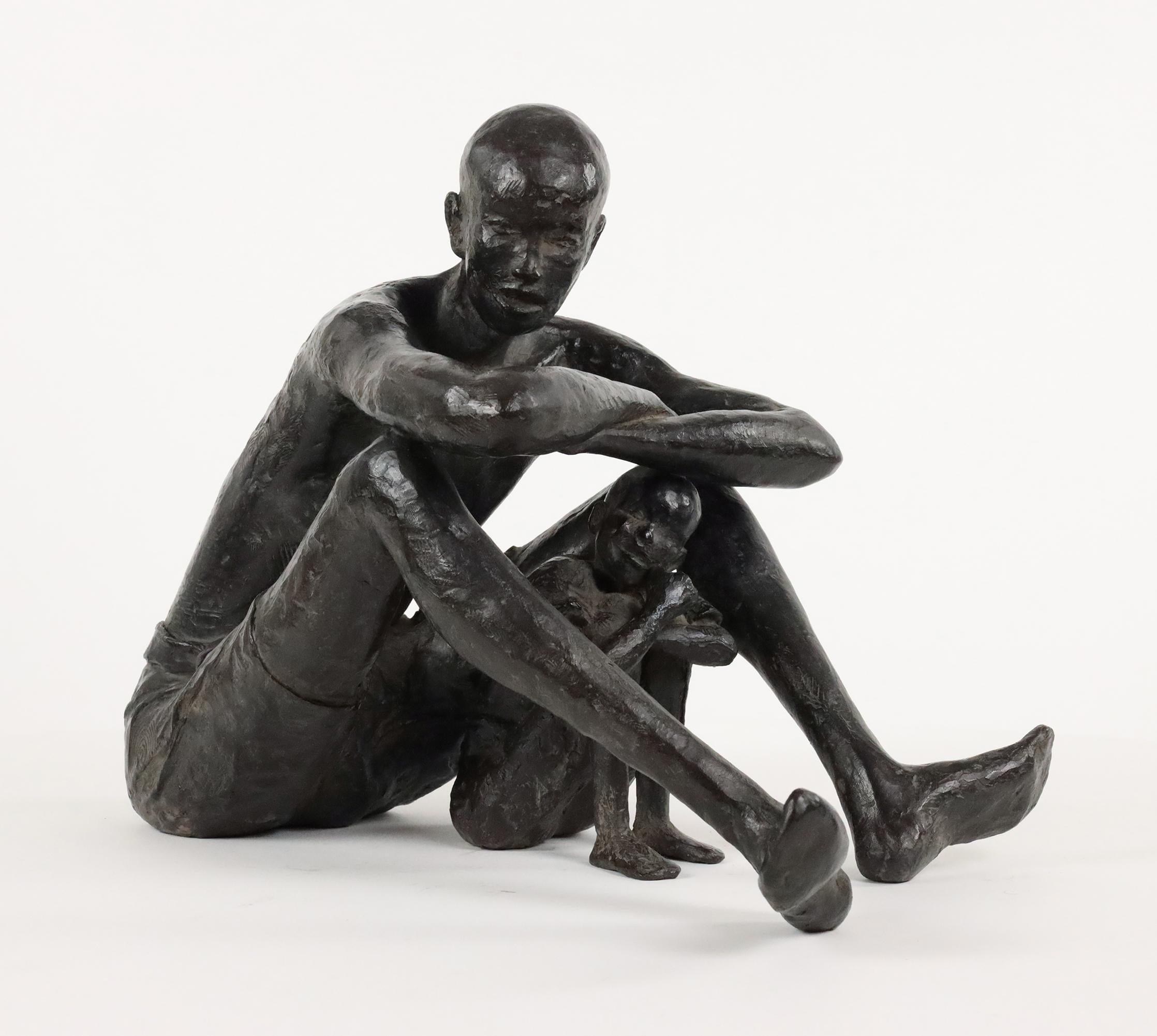 In the shadow of being loved by Marine de Soos - Contemporary bronze sculpture