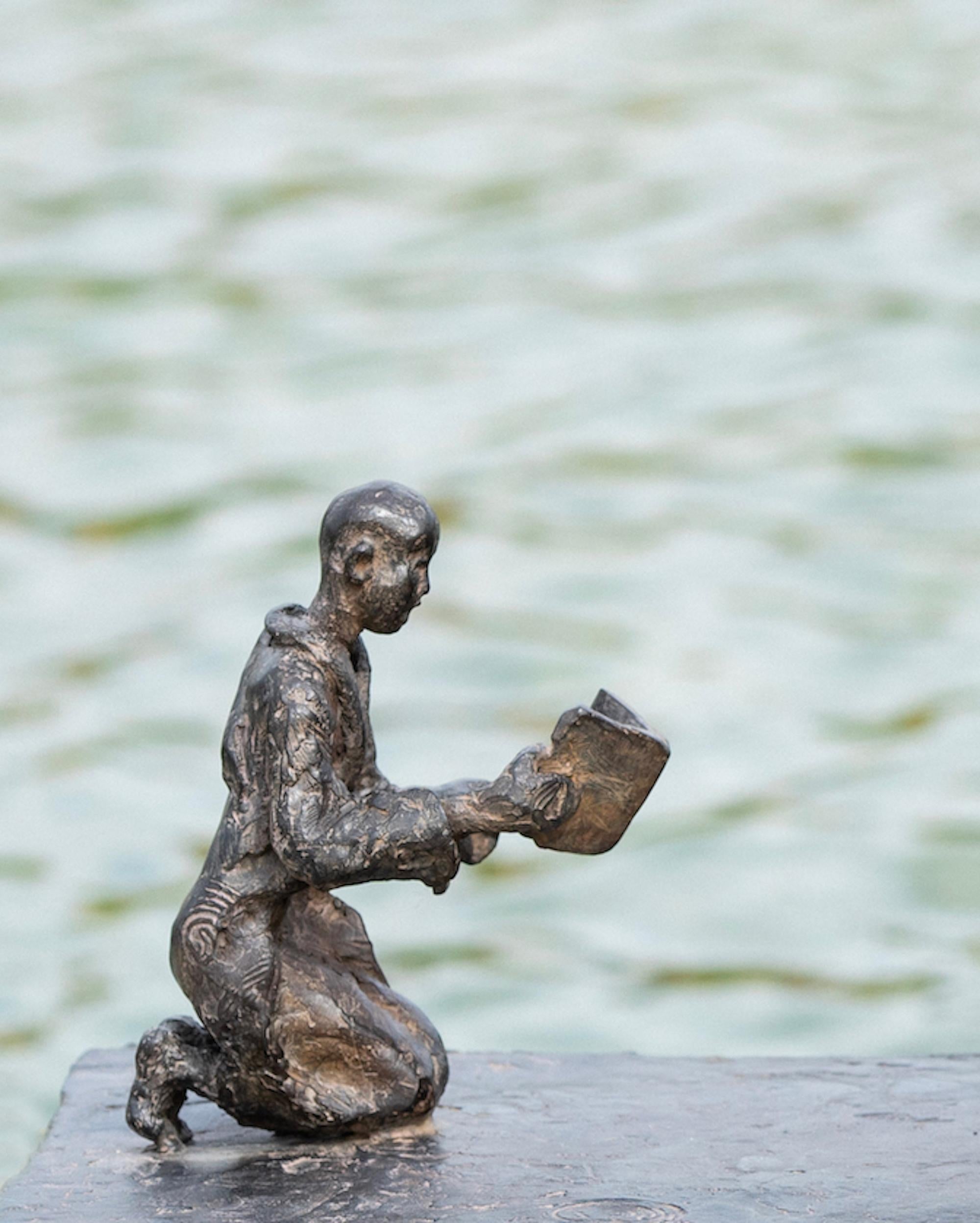 The Book of Ganesh II, Tribute to Gregory Colbert by Marine de Soos - Sculpture For Sale 3