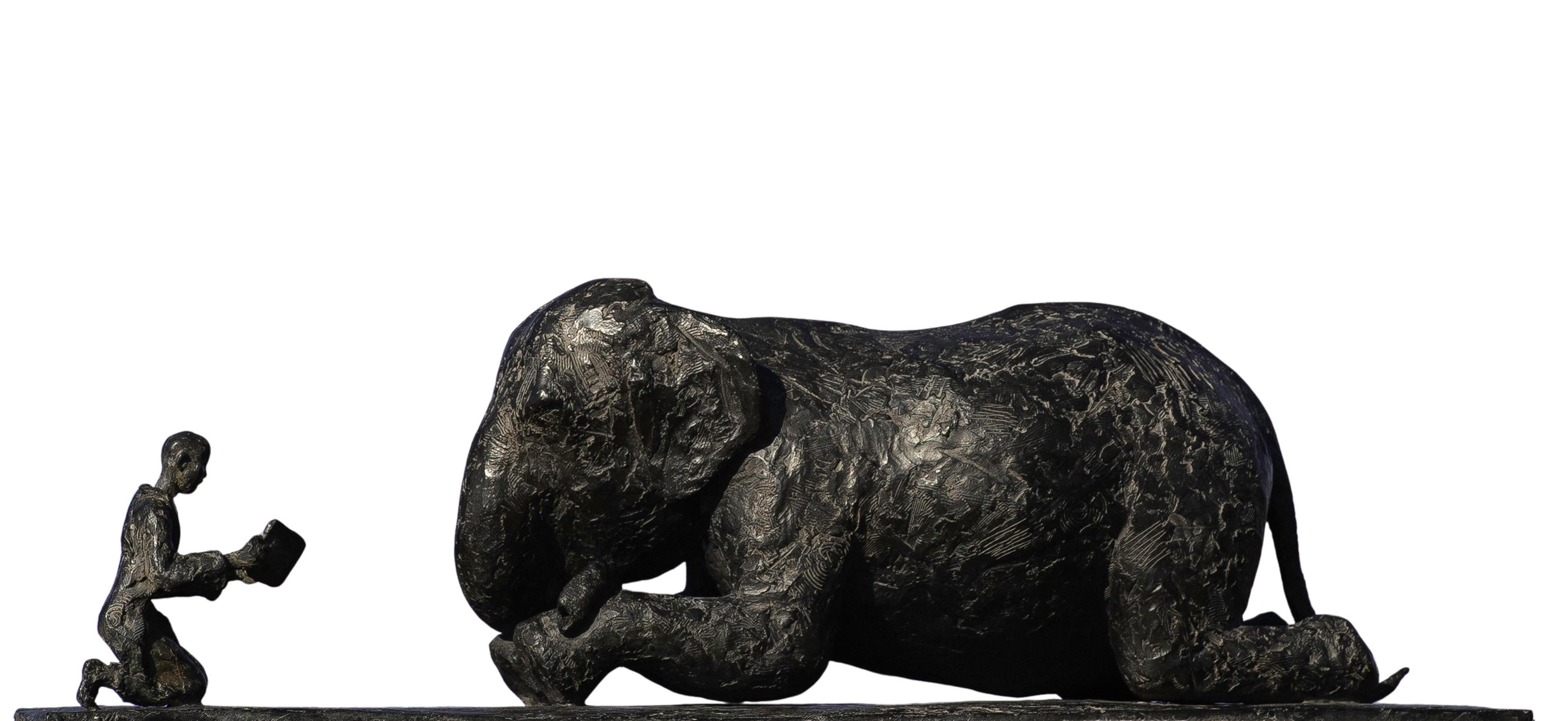 Le Livre de Ganesh II, Hommage à Gregory Colbert est une sculpture en bronze de l'artiste contemporaine française Marine de Soos, dont les dimensions sont de 24 × 71 × 20,5 cm (9,4 × 28 × 8,1 in). 
La sculpture est signée et numérotée, elle fait