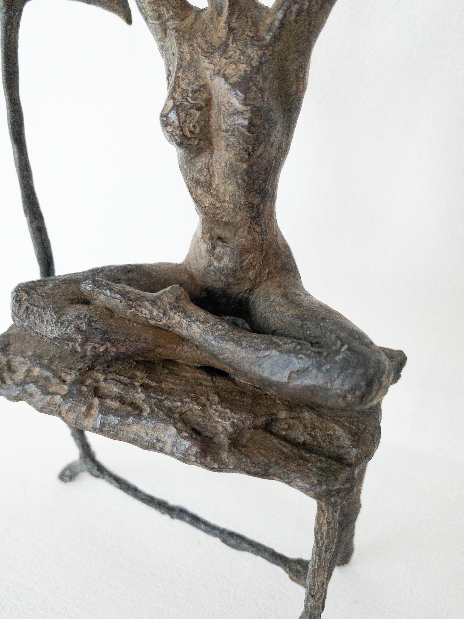 The meditation garden II von Marine de Soos - Zeitgenössische Bronzeskulptur im Angebot 10