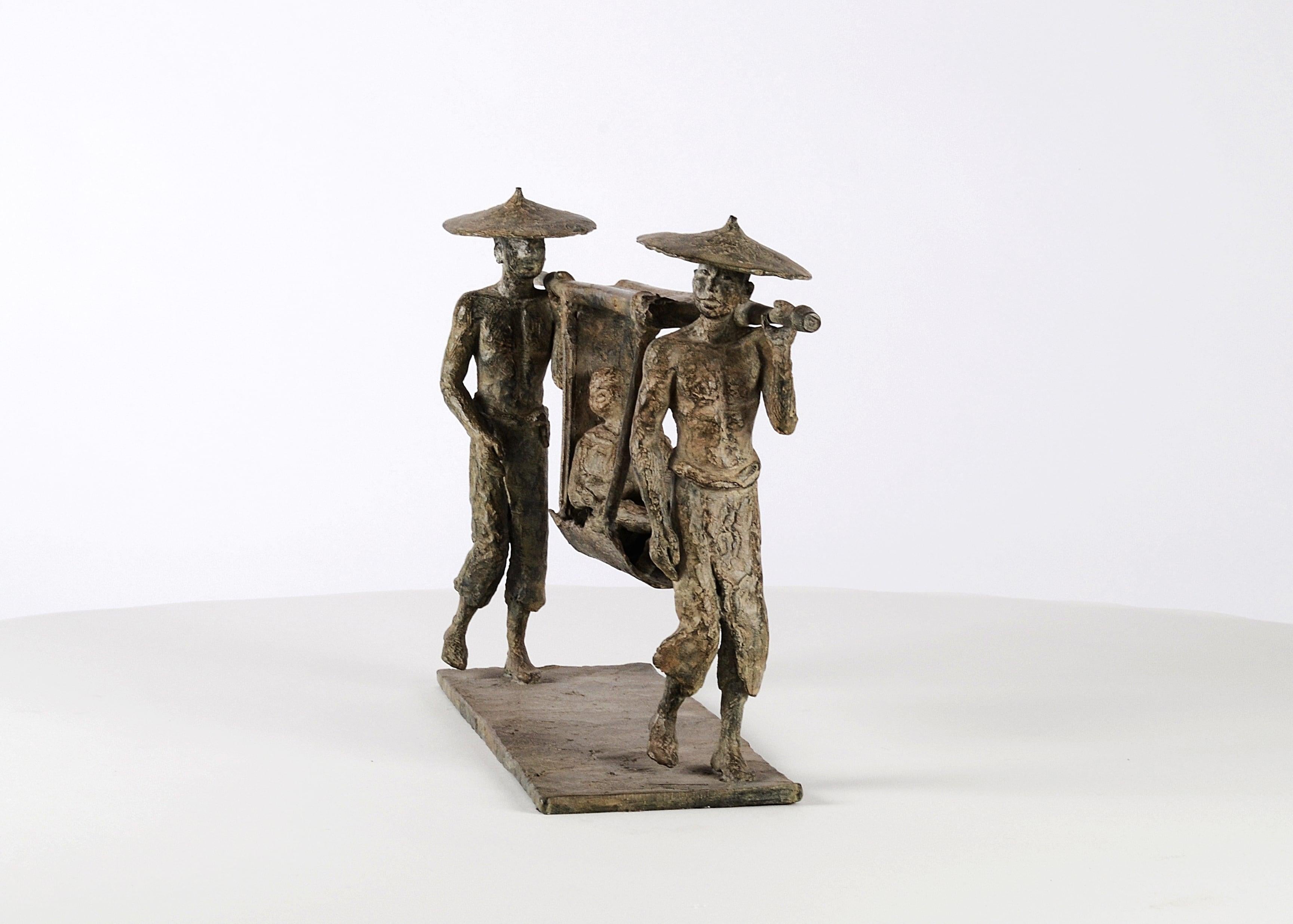 La chaise Sedan de Marine de Soos - Sculpture en bronze, figures humaines en vente 3