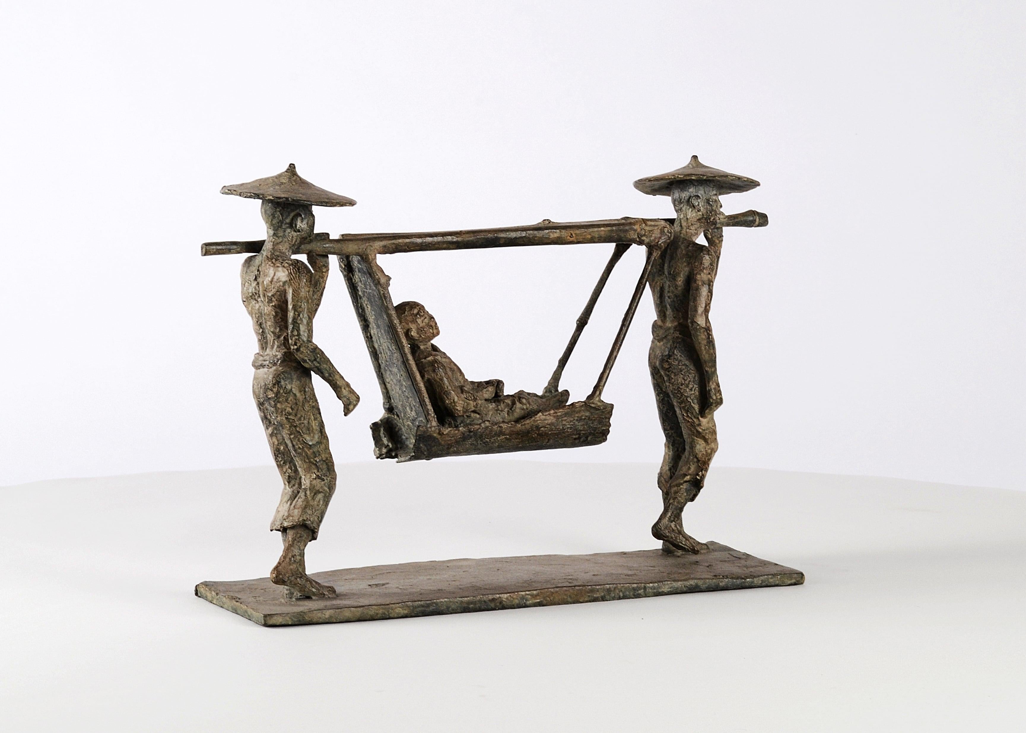 The Sedan Chair by Marine de Soos - Bronze sculpture, human figures For Sale 8