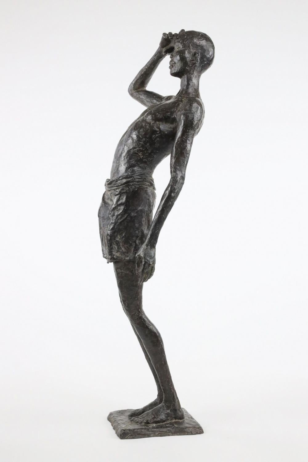 The Waiting Time by Marine de Soos - Bronze nude sculpture, balance, man, dark in vendita 2