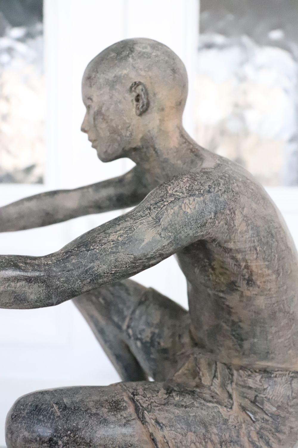 The Welcome by Marine de Soos - Bronze sculpture, human figure, figurative, man en vente 4