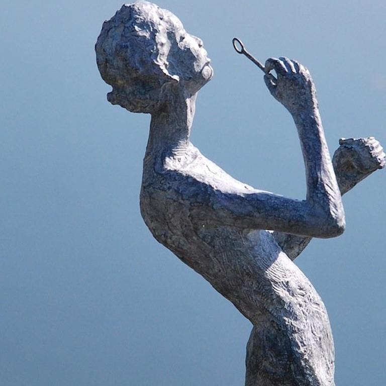 Wandering Light by Marine de Soos - contemporary bronze sculpture, female figure For Sale 1