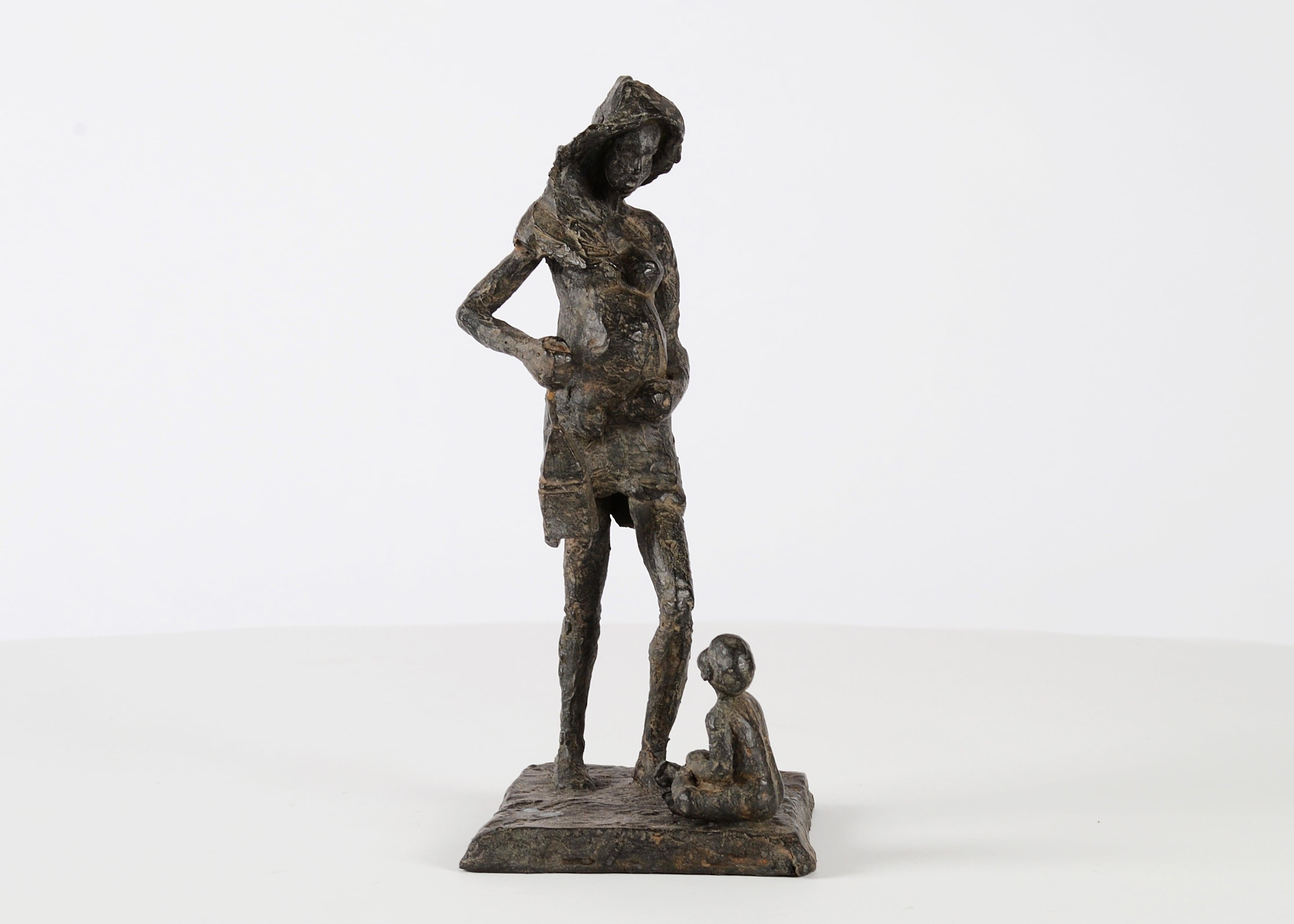 Woman with a Lantern by Marine de Soos - Mother and child bronze sculpture For Sale 4