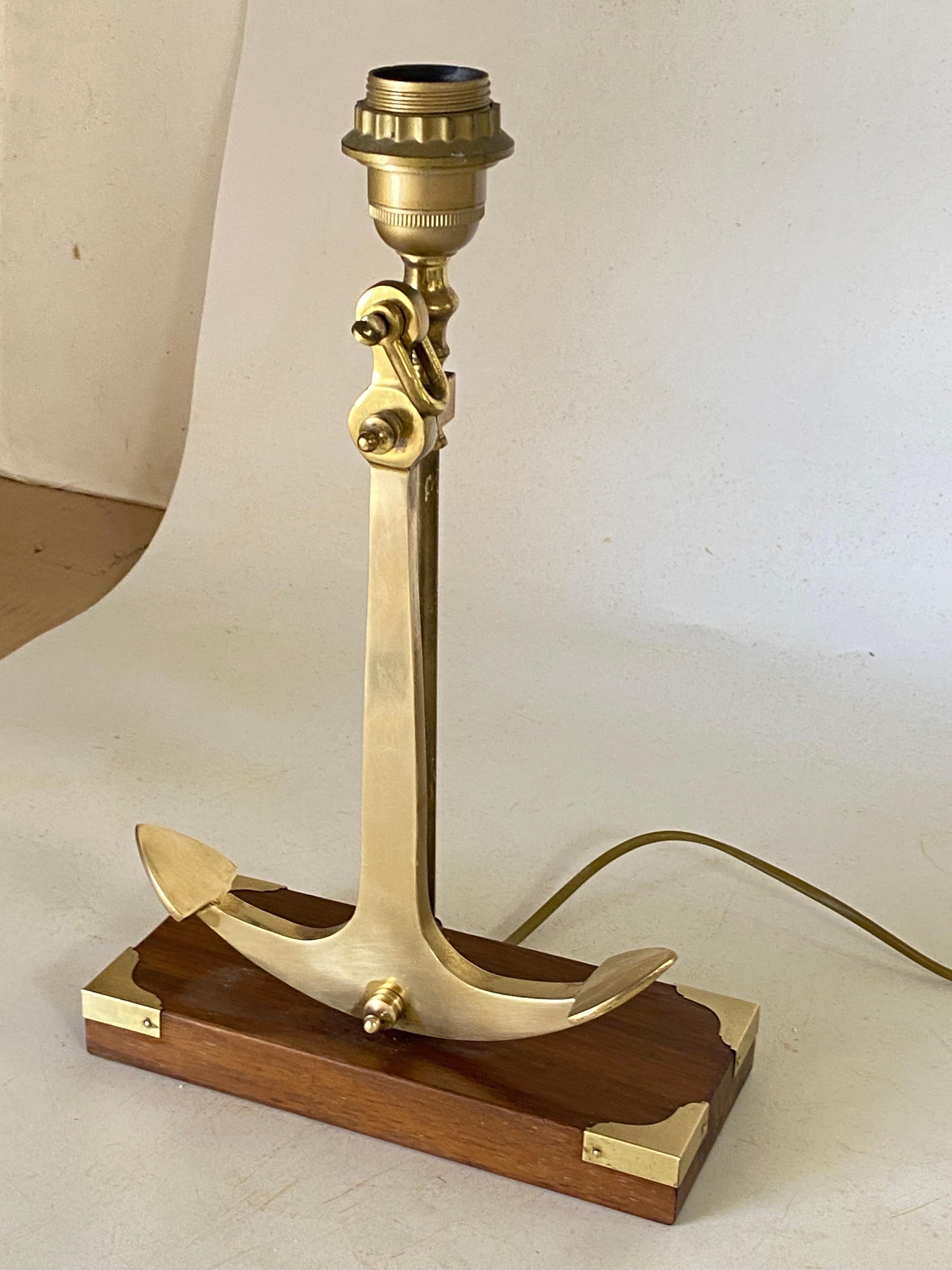 Marine Table lamp with an anchor in Gold-Colored Brass, circa 1960 France For Sale 6