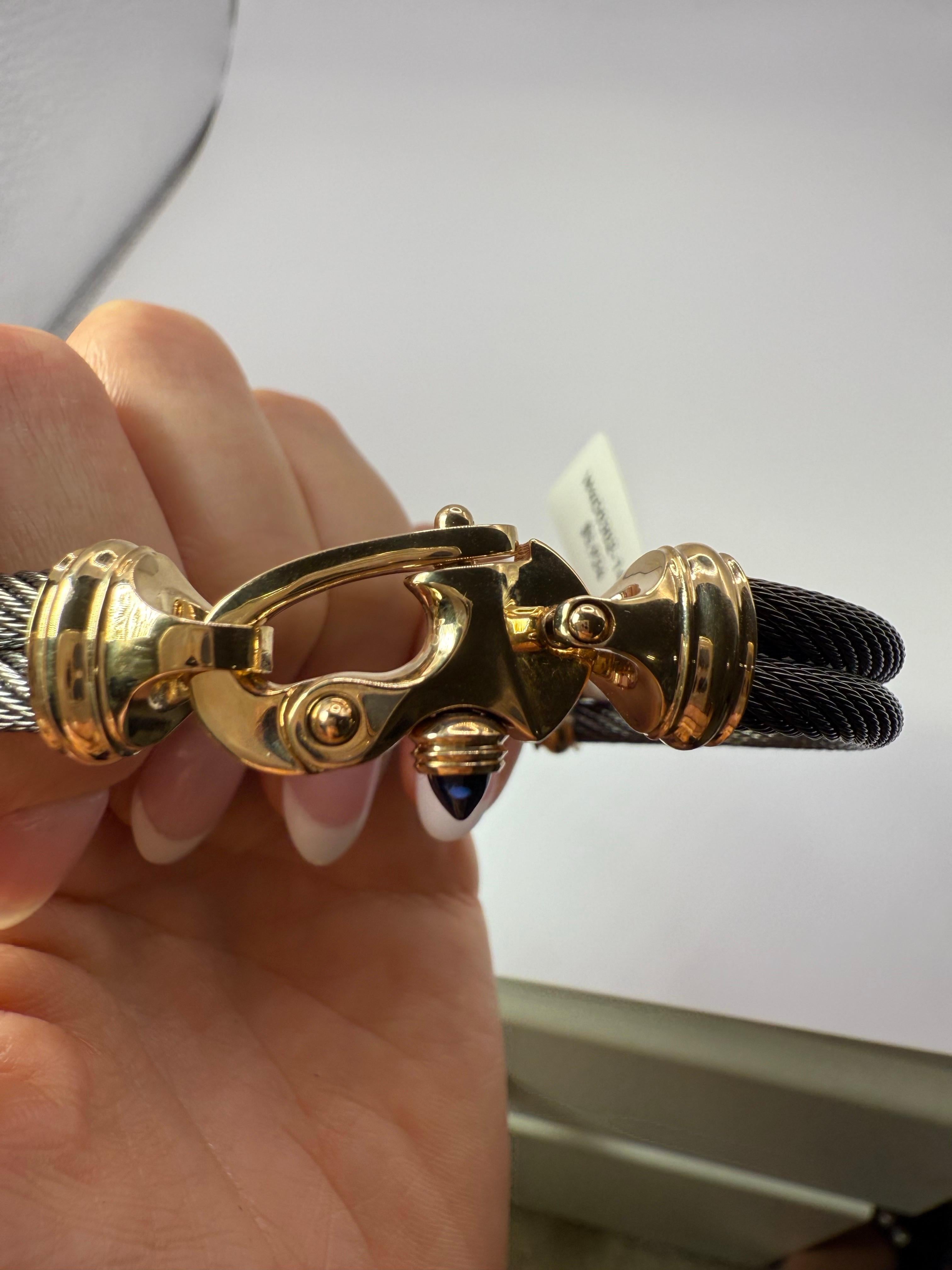 Marin-Armband aus Edelstahl, Titan und 14 Kt. Gelbgold. Atemberaubende Armband mit so vielen Details von einem kleinen lokalen Handwerker gemacht benutzerdefinierte. Der Saphir ist Cabochon auf der Seite, tiefblaue Farbe,.

WAS SIE BEI STAMPAR