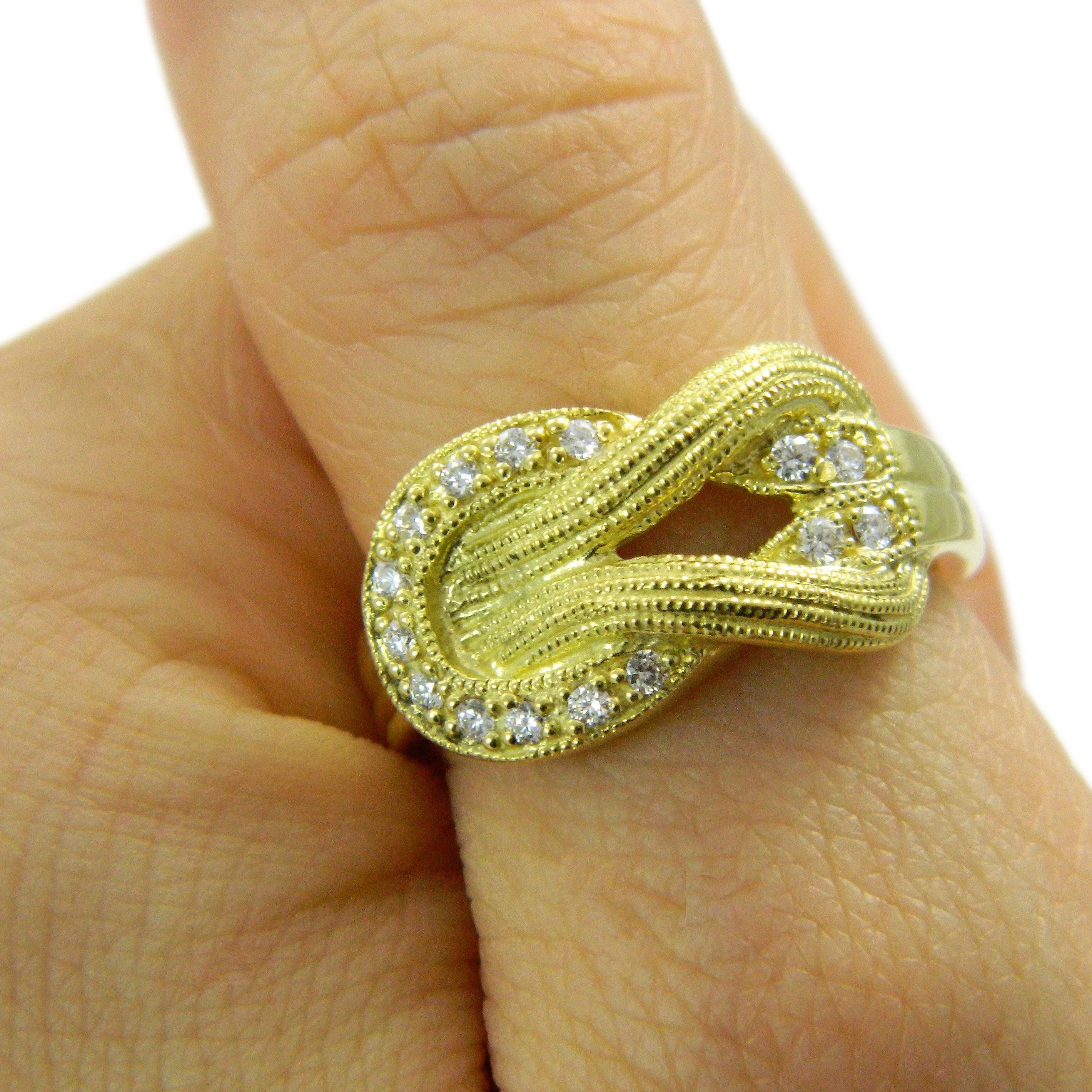 Mariner's Knot Cocktail  Ring in 18K Green Gold and Diamonds with Milgrain Edges In New Condition For Sale In Rutherford, NJ