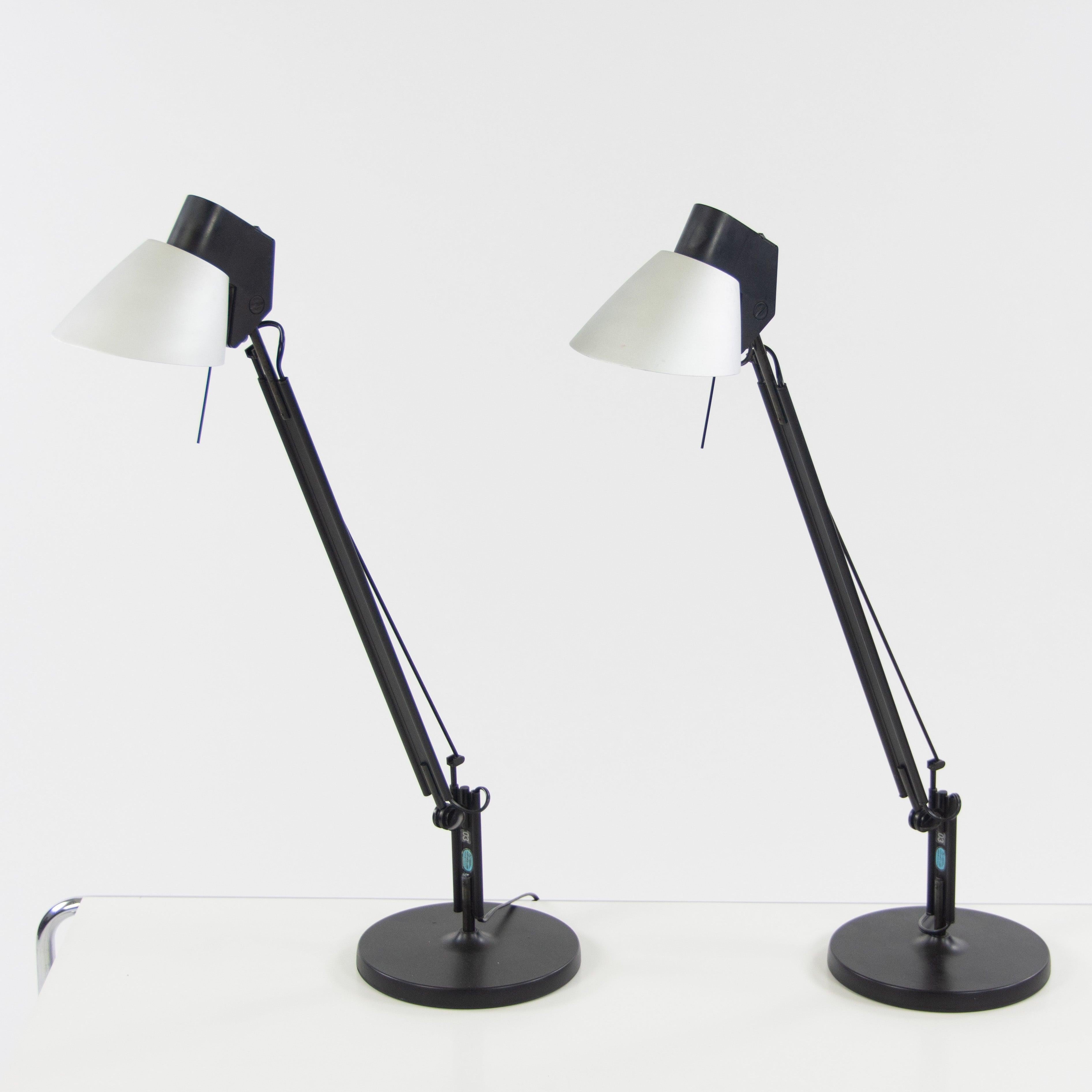 Mario Barbaglia & Marco Colombo Vintage Italiana Luce Mod Studio Table Lamp For Sale 4