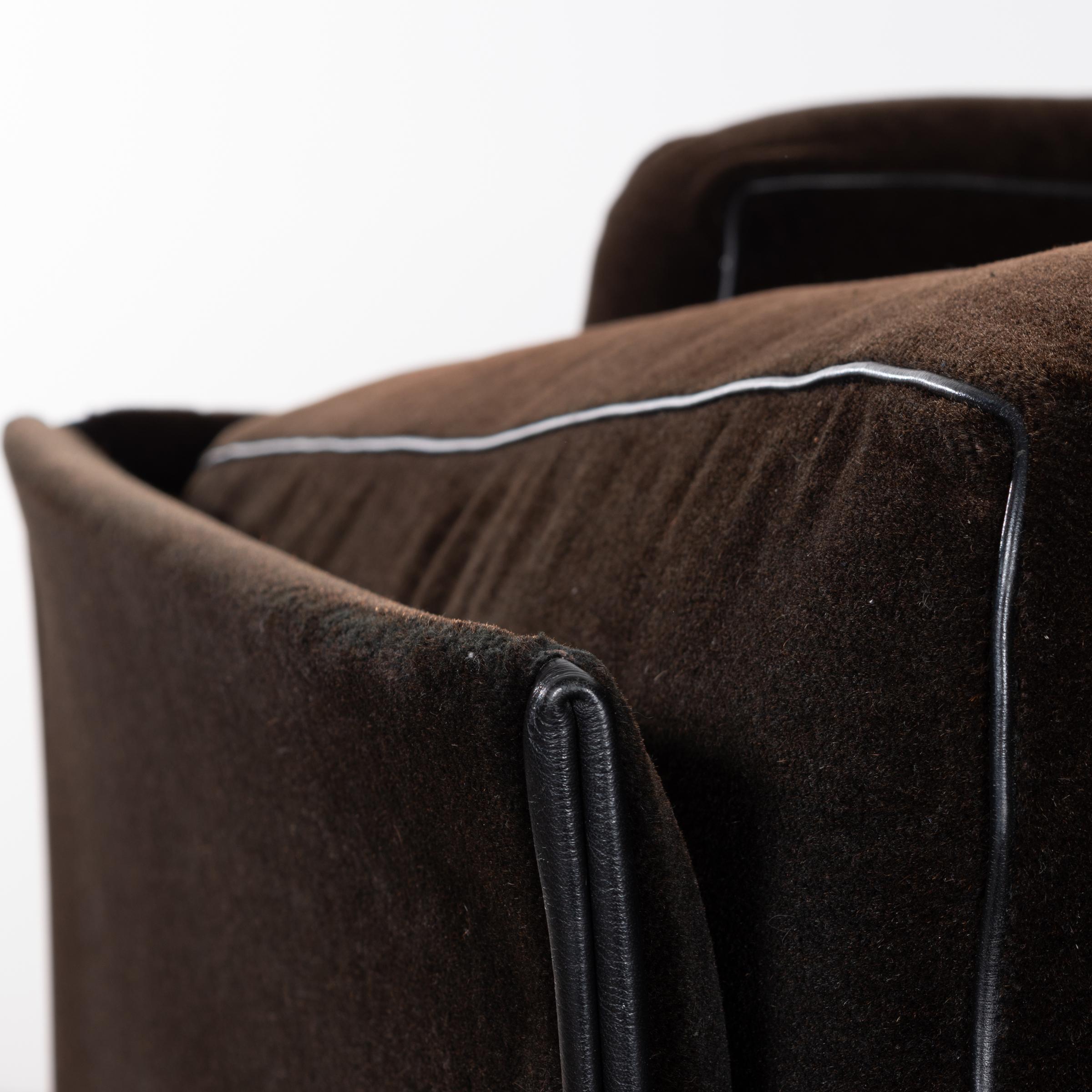 Mario Bellini 405 Duc Lounge Armchairs in Dark Brown Fabric by Cassina, Italy 2
