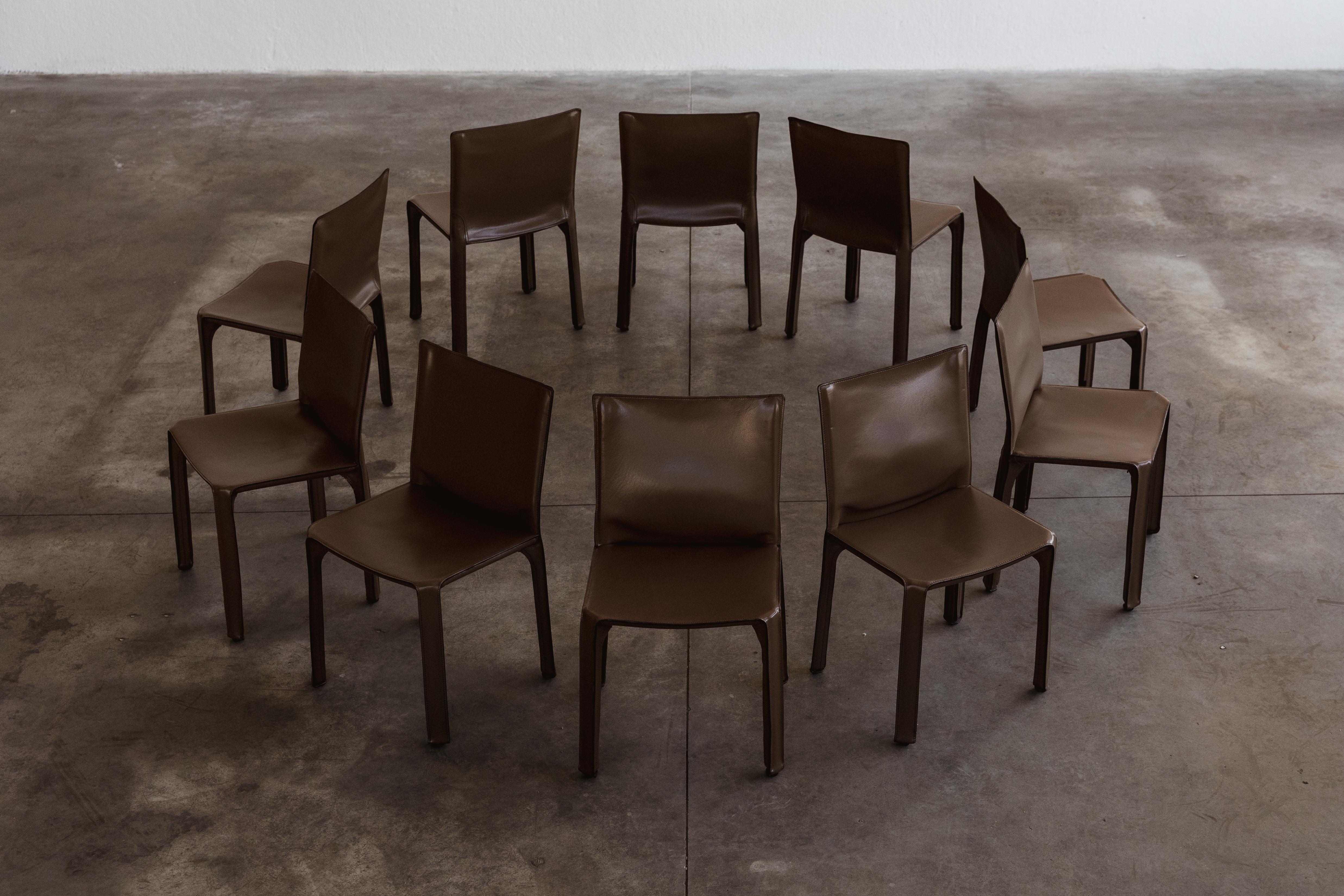 italien Mario Bellini 412 chaises à manger « CAB » pour Cassina, 1978, ensemble de 10 pièces en vente
