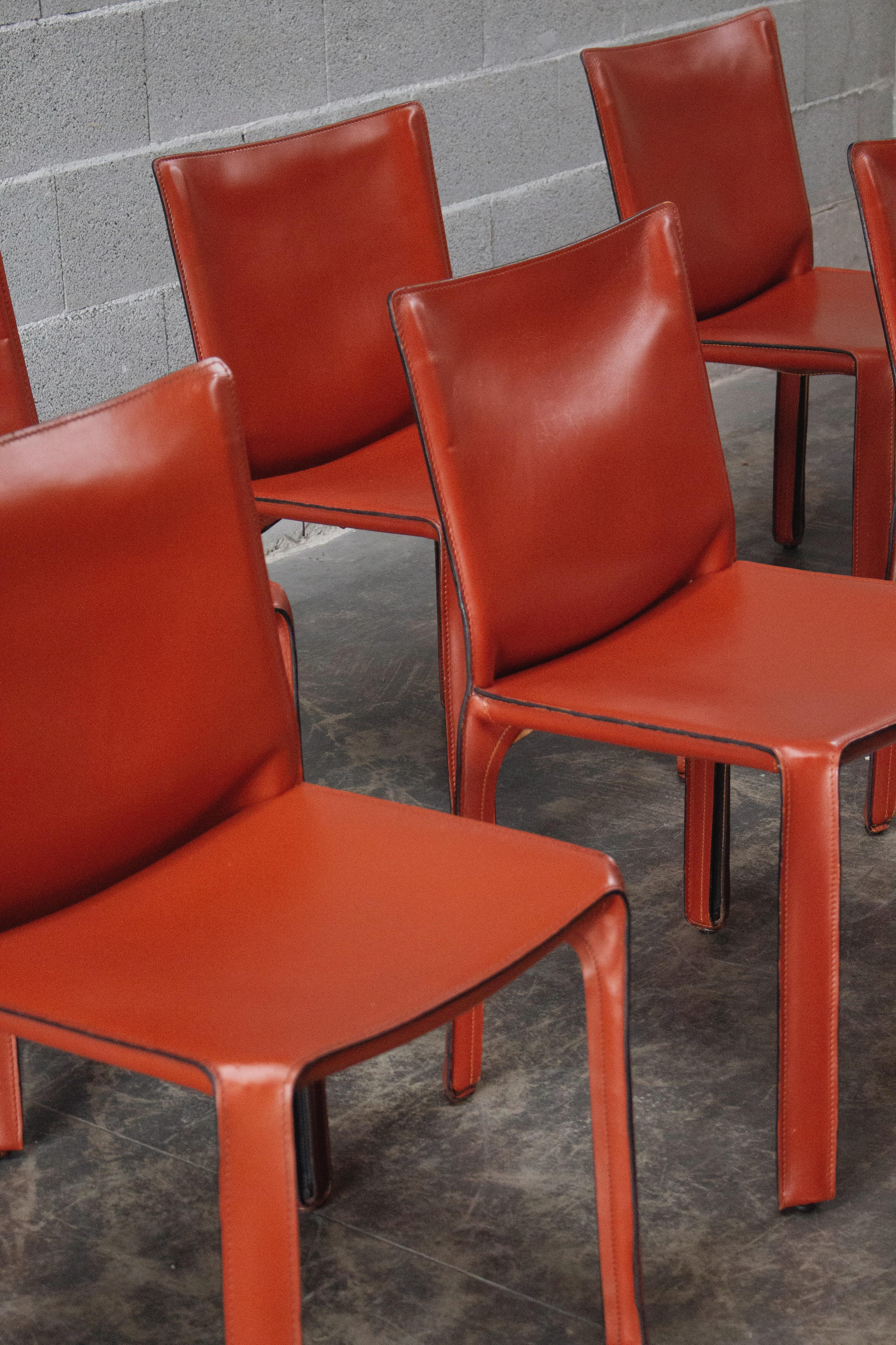 Mario Bellini 412 „CAB“ Esszimmerstühle für Cassina, 1978, Set von 12 Stühlen (Moderne der Mitte des Jahrhunderts) im Angebot