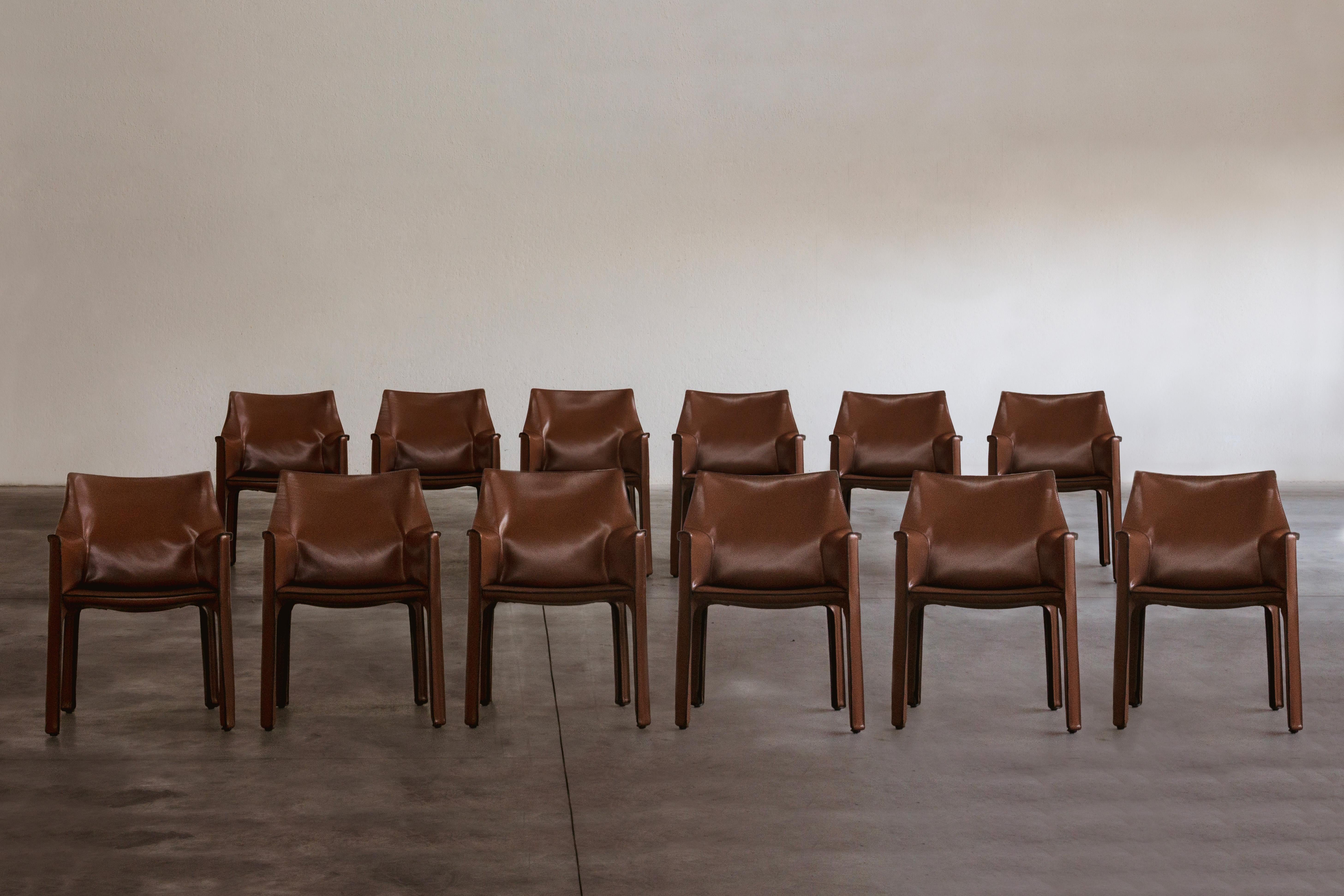 Mario Bellini “CAB 413” Chairs for Cassina in Light Brown, 1977, Set of 12 For Sale 1