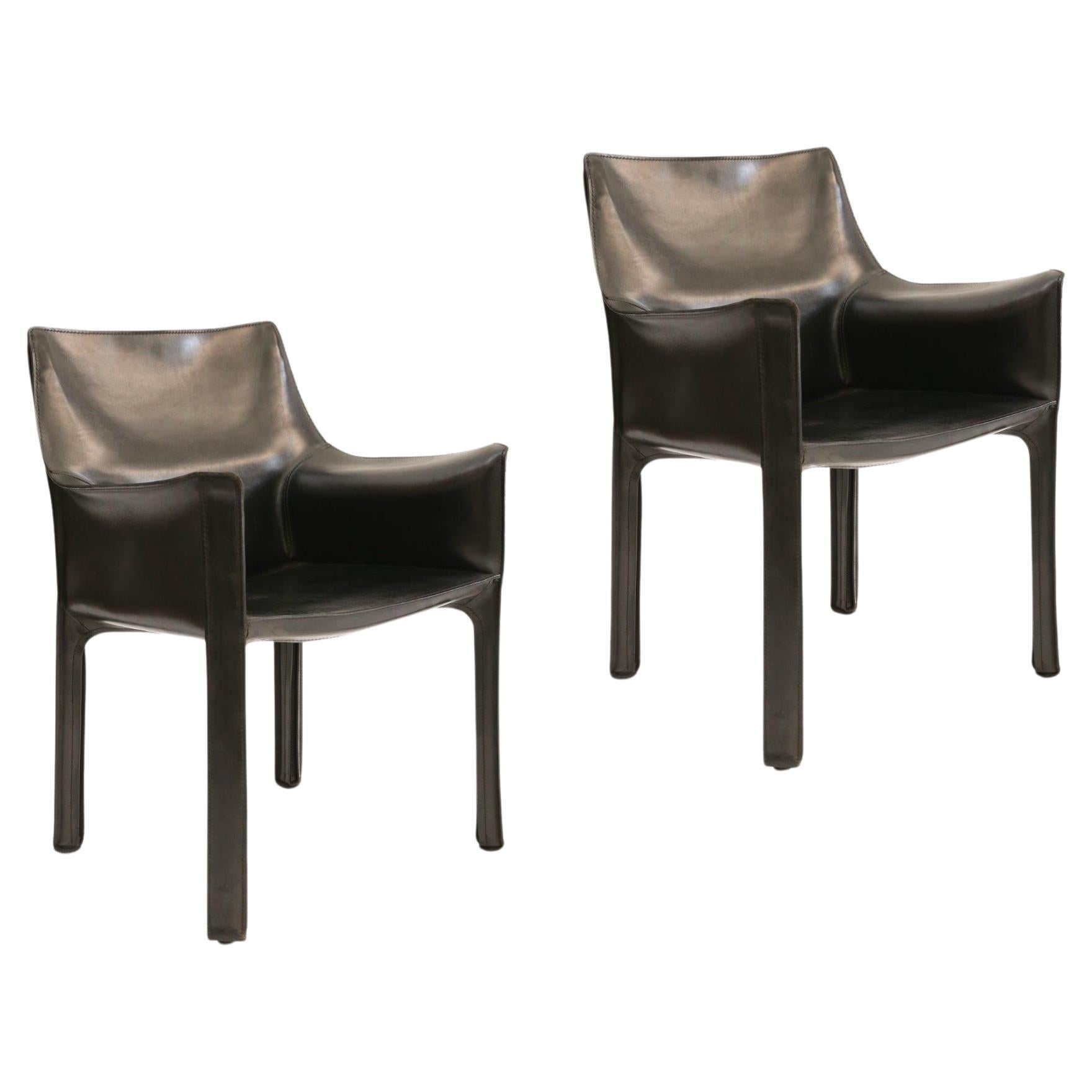 Mario Bellini 413 "CAB" Chairs for Cassina, 1977, Set of 2 For Sale