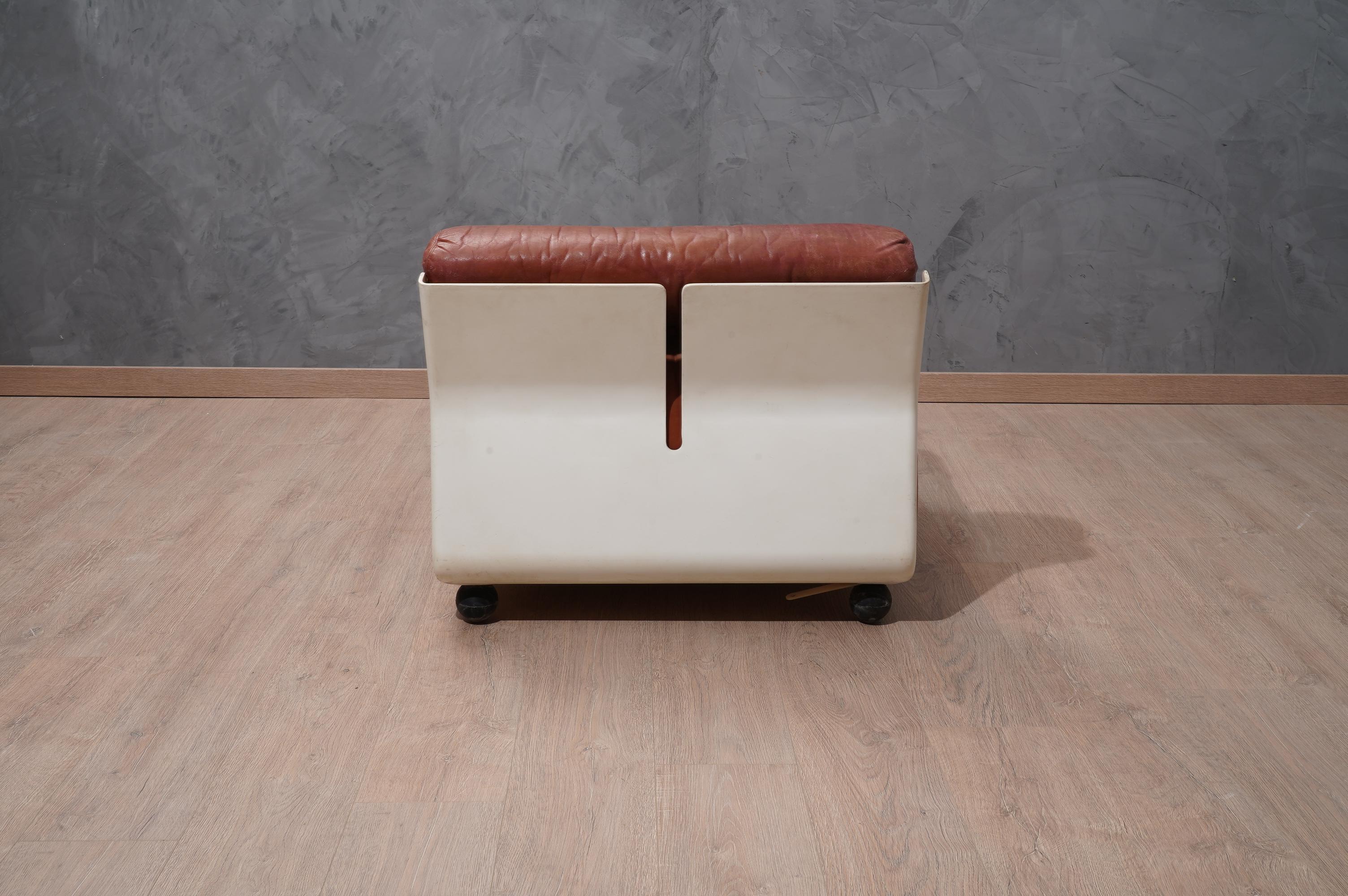 Mario Bellini Amanta C & B Italia Fiberlite and Leather Modular Chairs, 1972 4