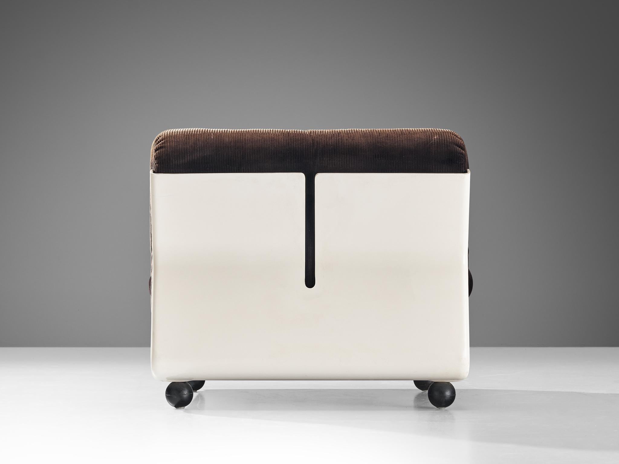 Milieu du XXe siècle Chaise longue 'Amanta' de Mario Bellini en tissu Brown  en vente