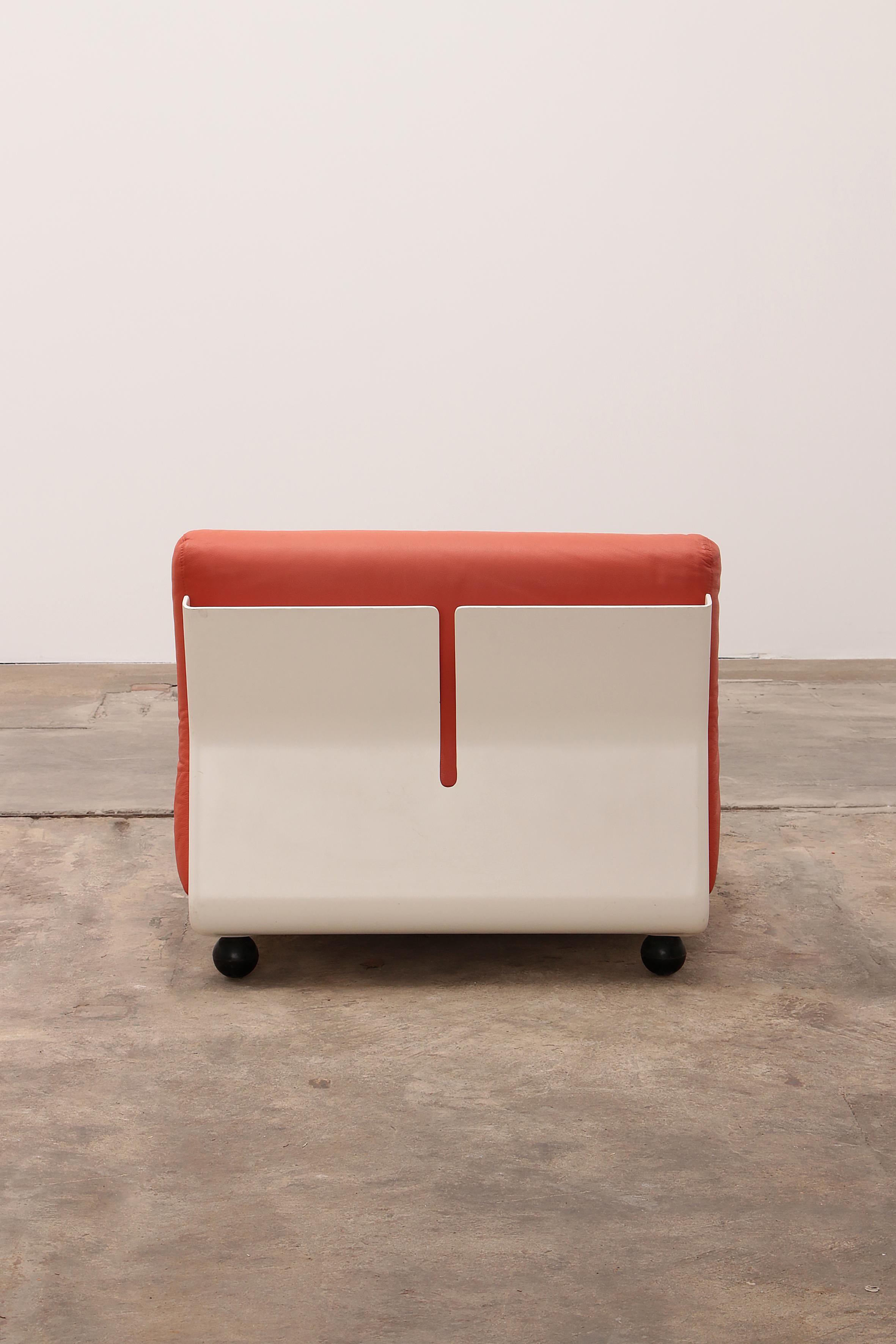 Mario Bellini Amanta Modular Sofa in Orange Leather for C&B Italy, 1960s For Sale 6
