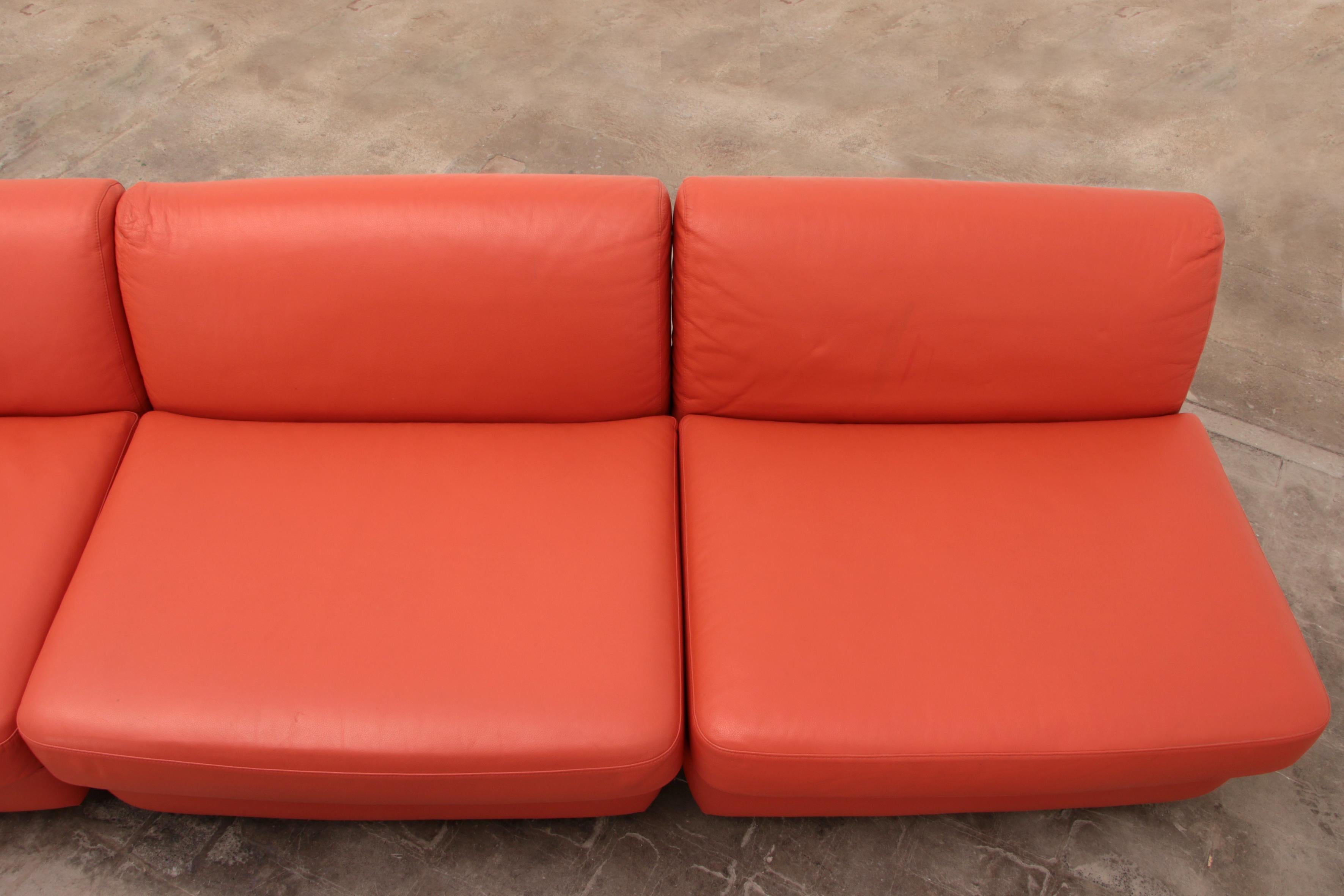 Mid-20th Century Mario Bellini Amanta Modular Sofa in Orange Leather for C&B Italy, 1960s For Sale