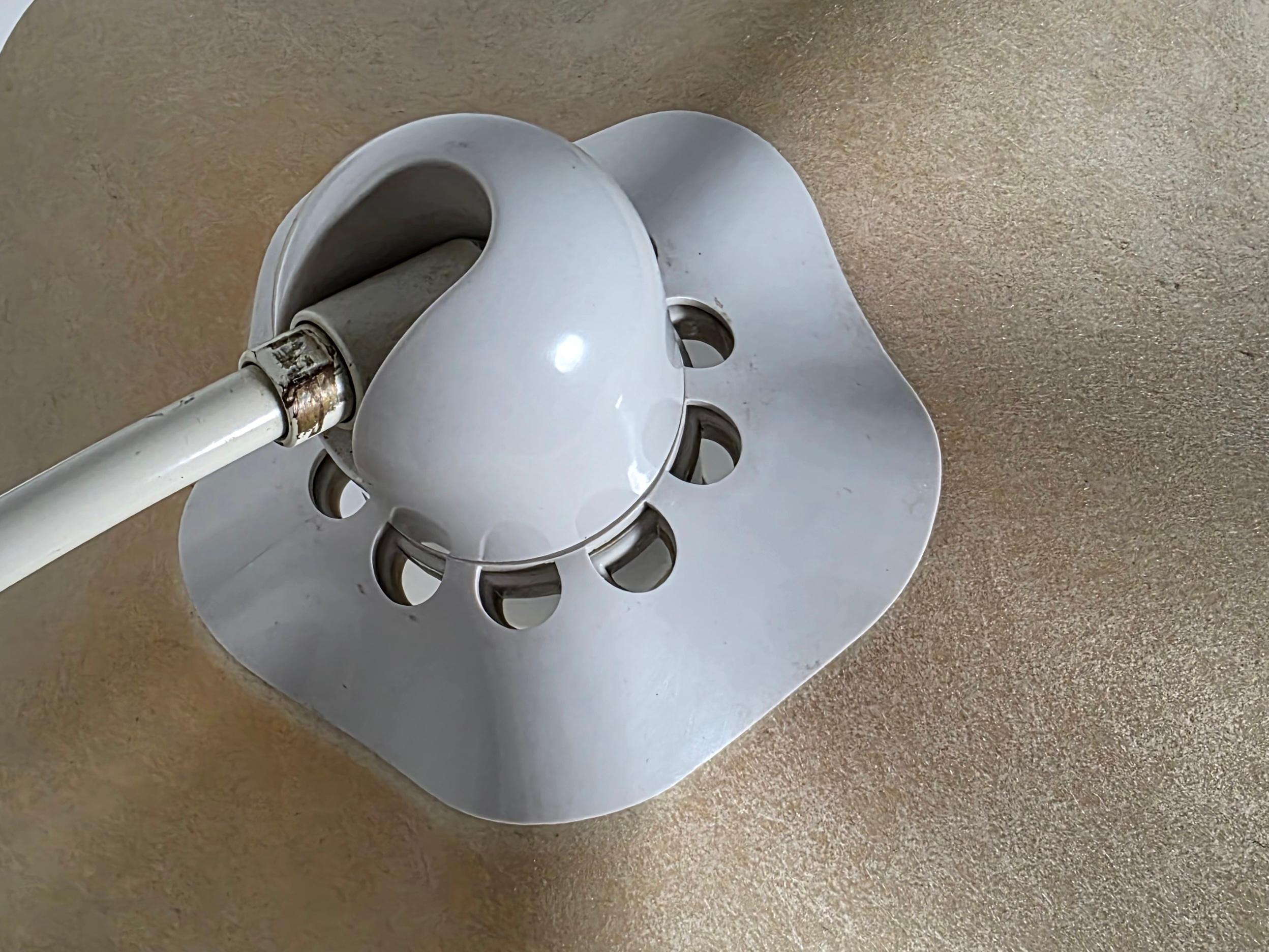 Lámpara de sobremesa Mario Bellini Area Curvea para Artemide, Italia, años 70 en venta 5