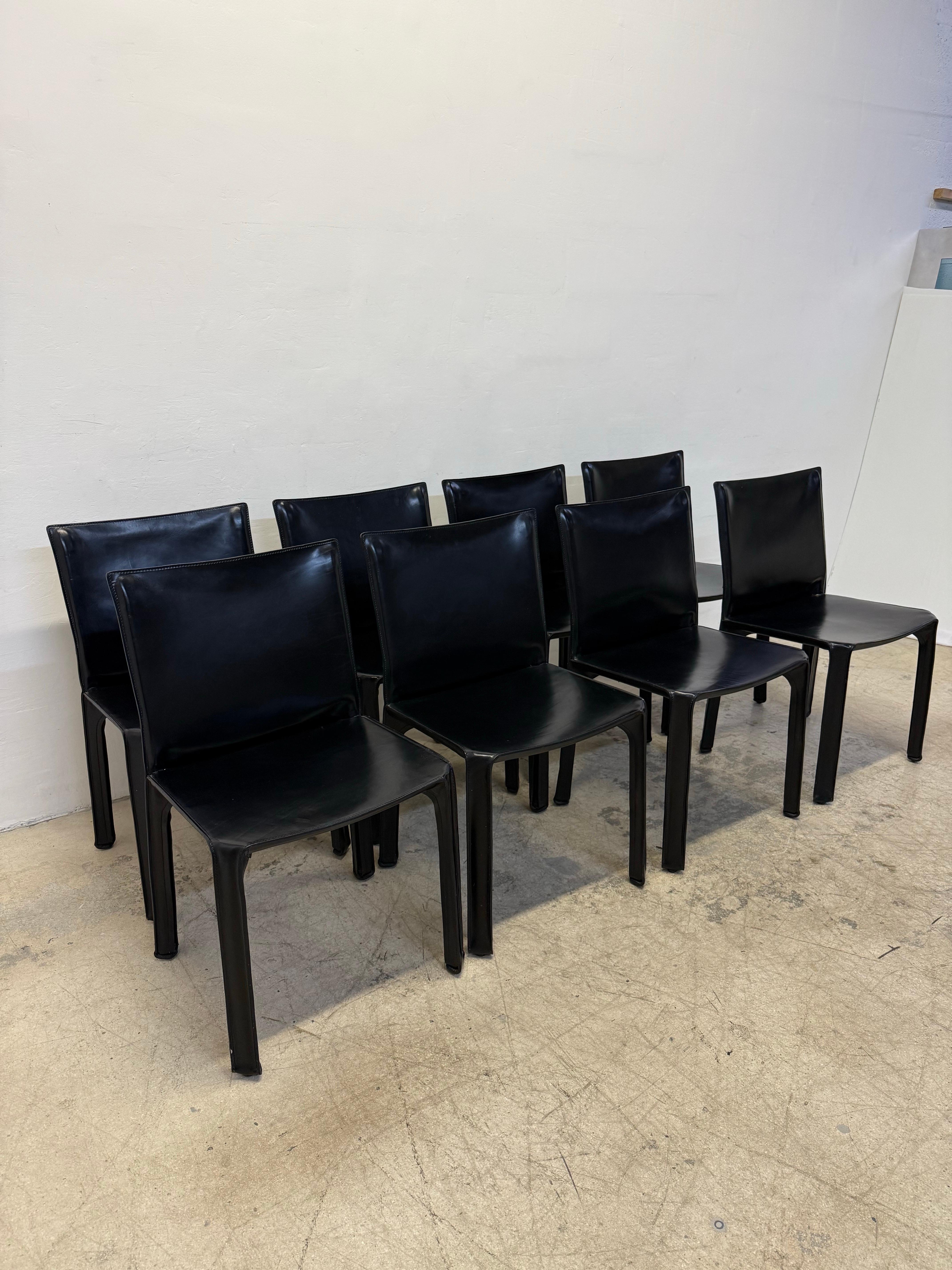 Mario Bellini Sillas de Comedor Cab 413 de Cuero Negro para Cassina, Juego de Ocho en Bueno estado para la venta en Miami, FL