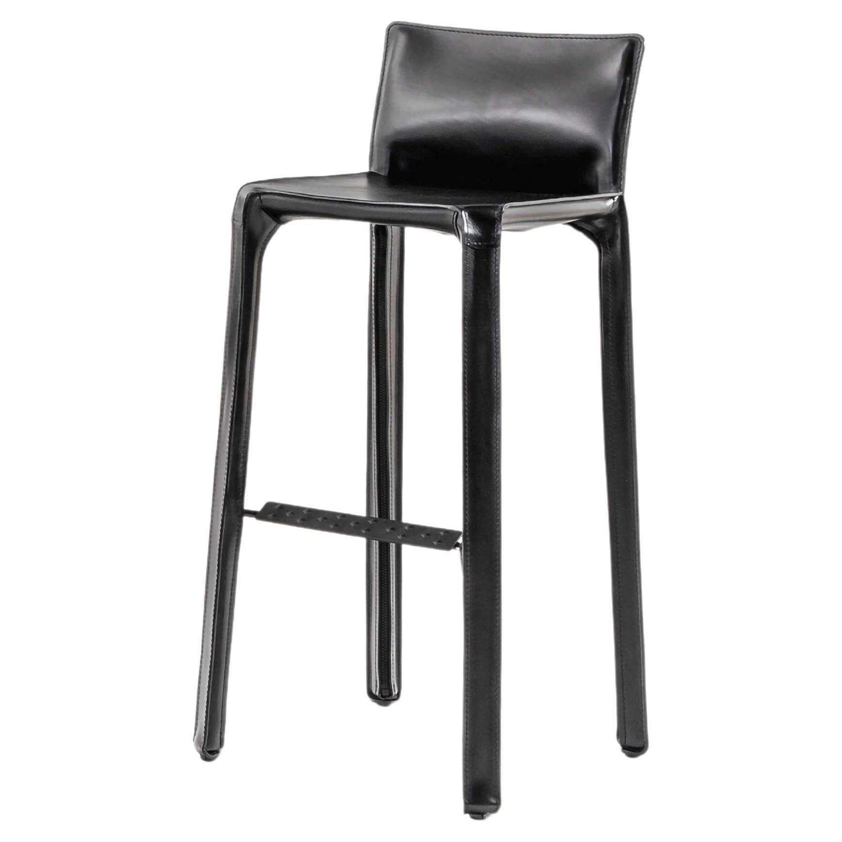Mario Bellini Cab 410 leather stool for Cassina, Italy - new For Sale