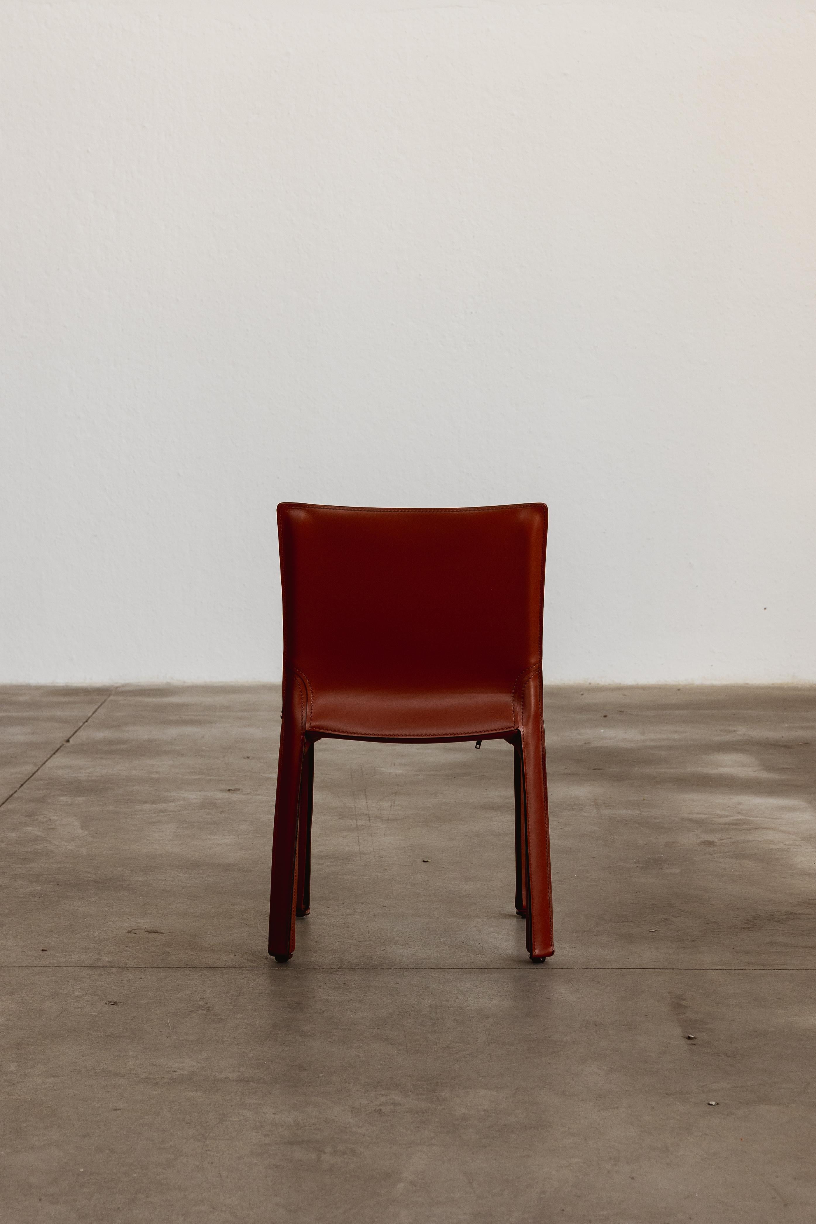 Mario Bellini „CAB 412 Stuhl für Cassina, chinesisches rotes Leder, 1978 im Angebot 5