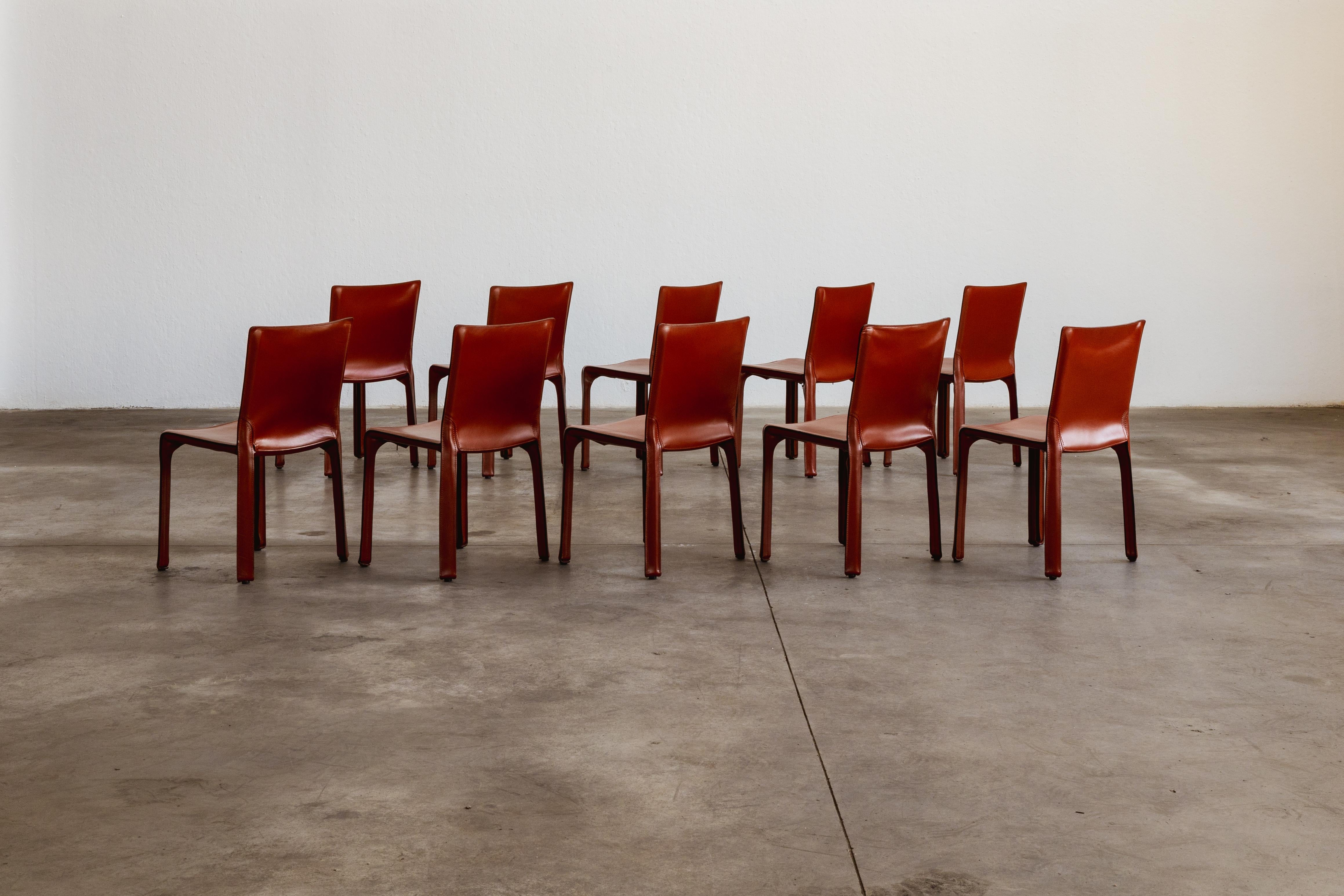 Mario Bellini „CAB 412 Stühle für Cassina, chinesisches rotes Leder, 1978, Set von 10 Stühlen im Angebot 4