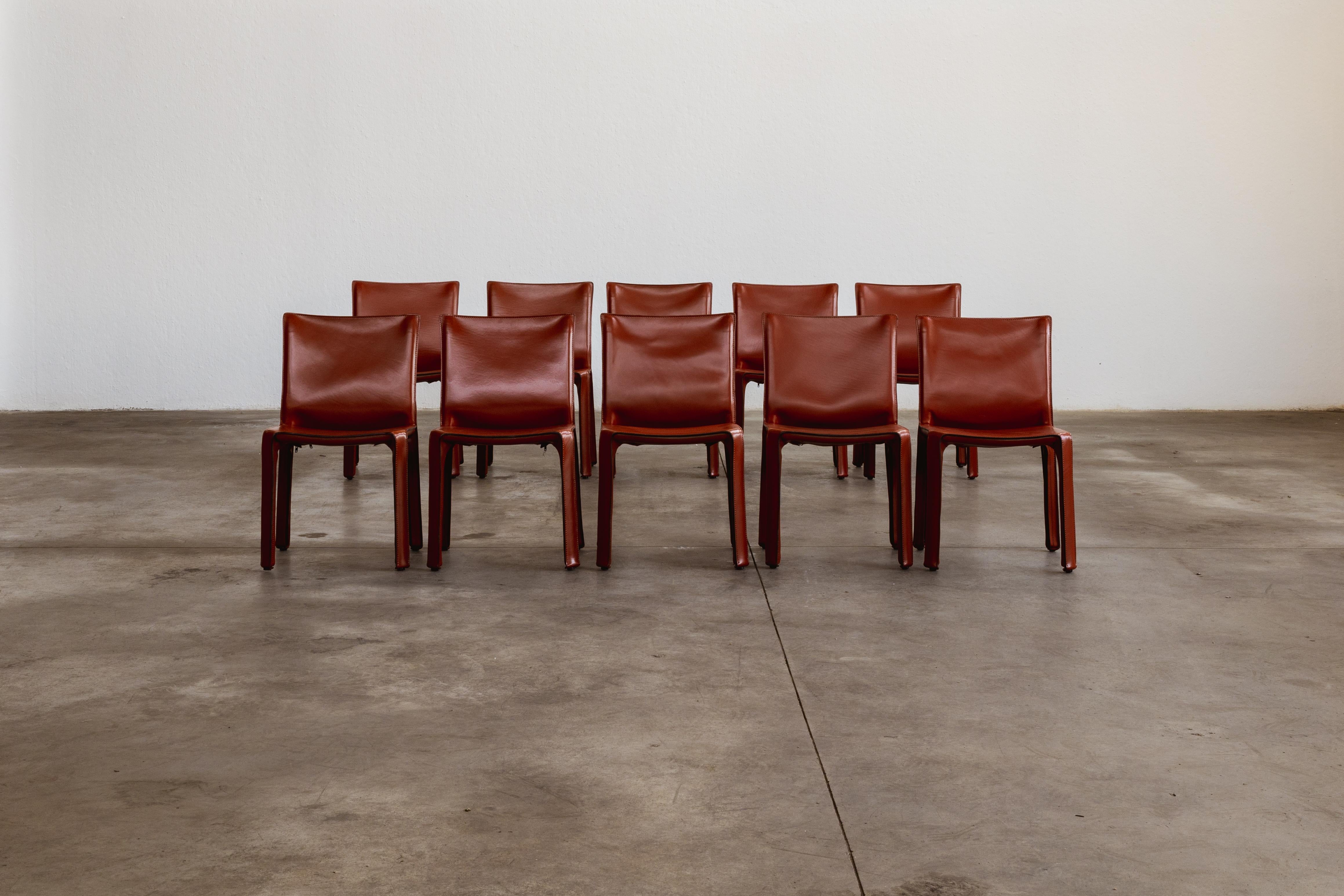 Mario Bellini „CAB 412 Stühle für Cassina, chinesisches rotes Leder, 1978, Set von 10 Stühlen im Zustand „Gut“ im Angebot in Lonigo, Veneto