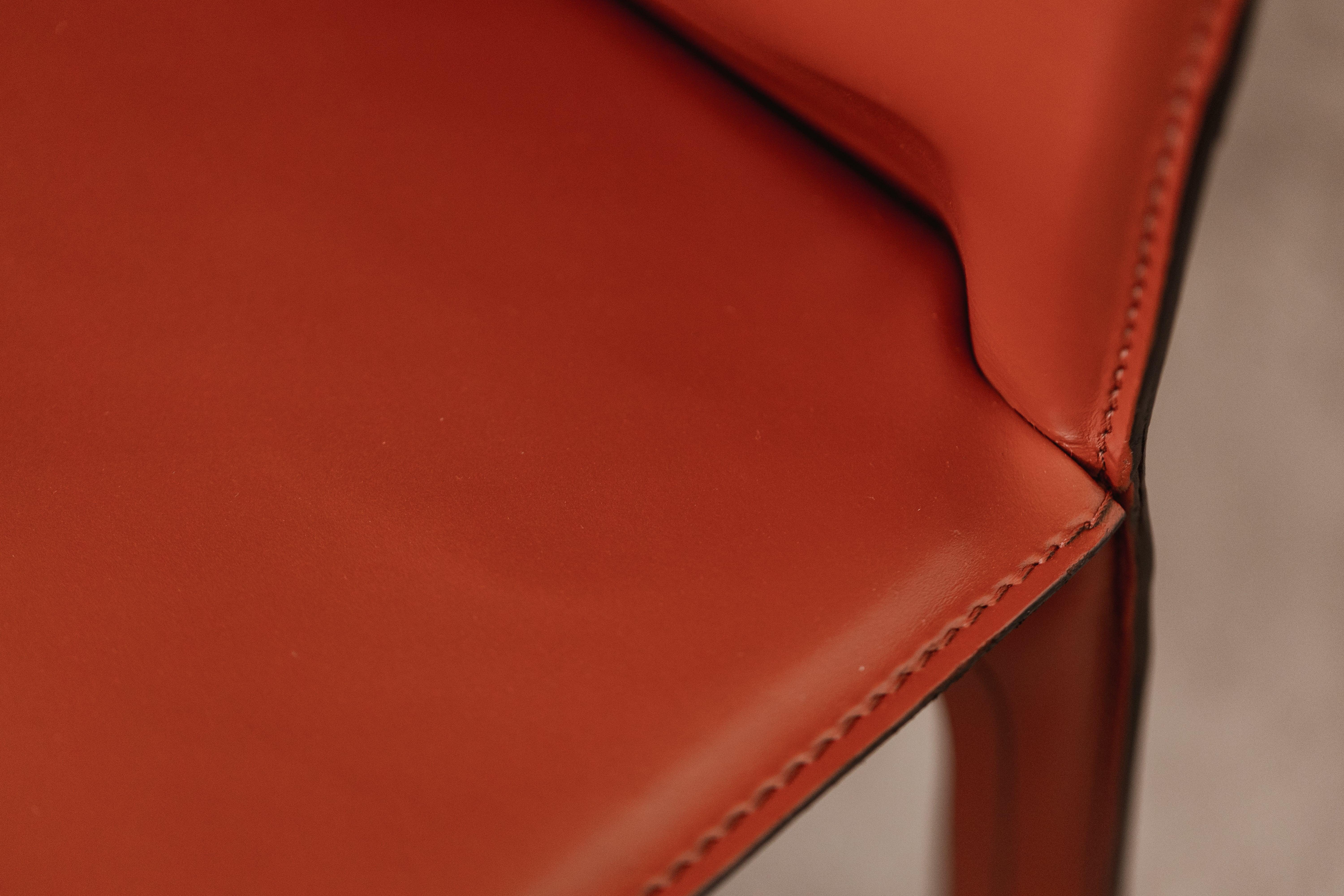 Mario Bellini „CAB 412 Stühle für Cassina, chinesisches rotes Leder, 1978, 2er-Set, Set im Angebot 4