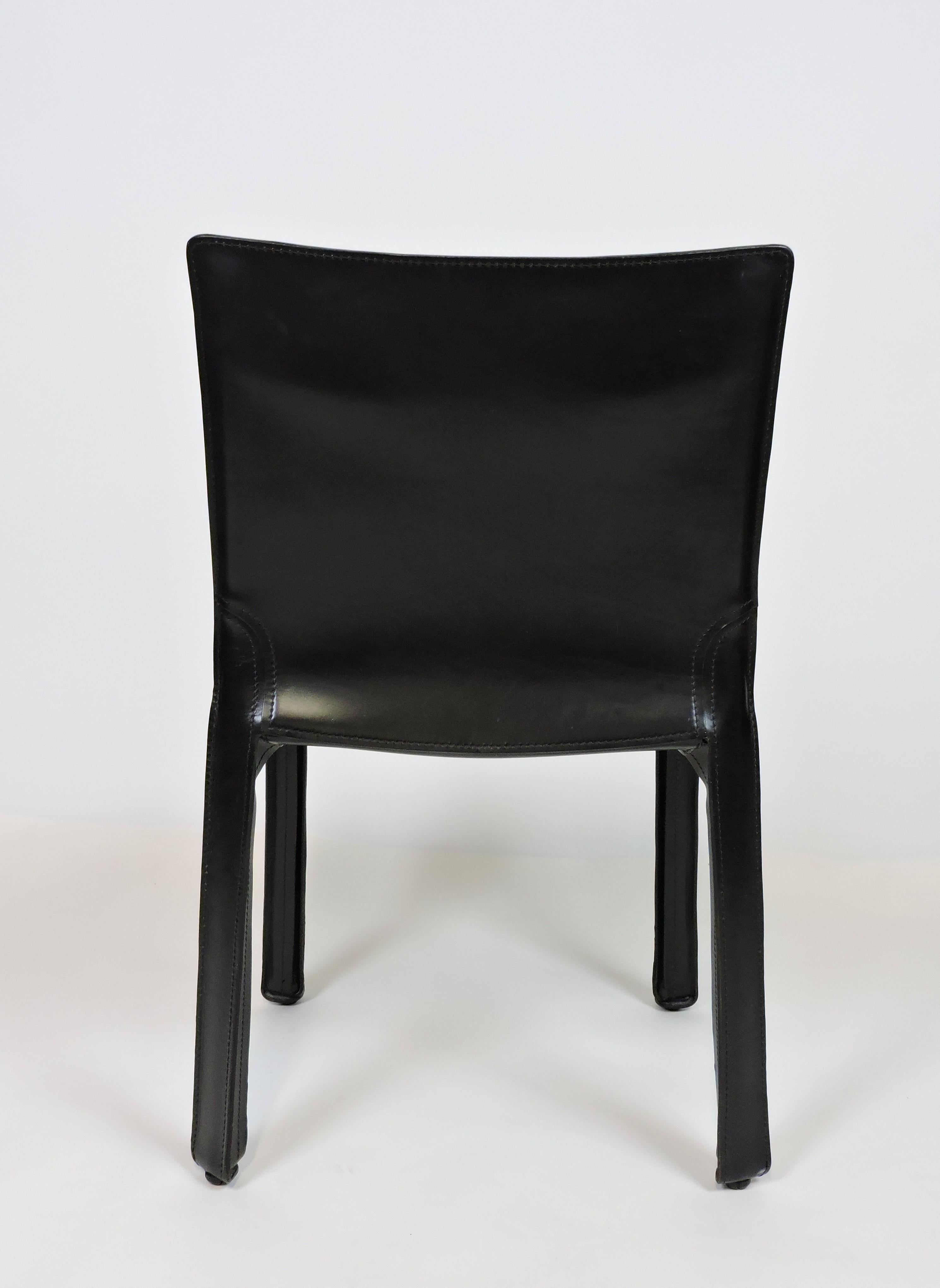 Late 20th Century Mario Bellini CAB 412 Italian Modern Black Leather Side Chair for Cassina