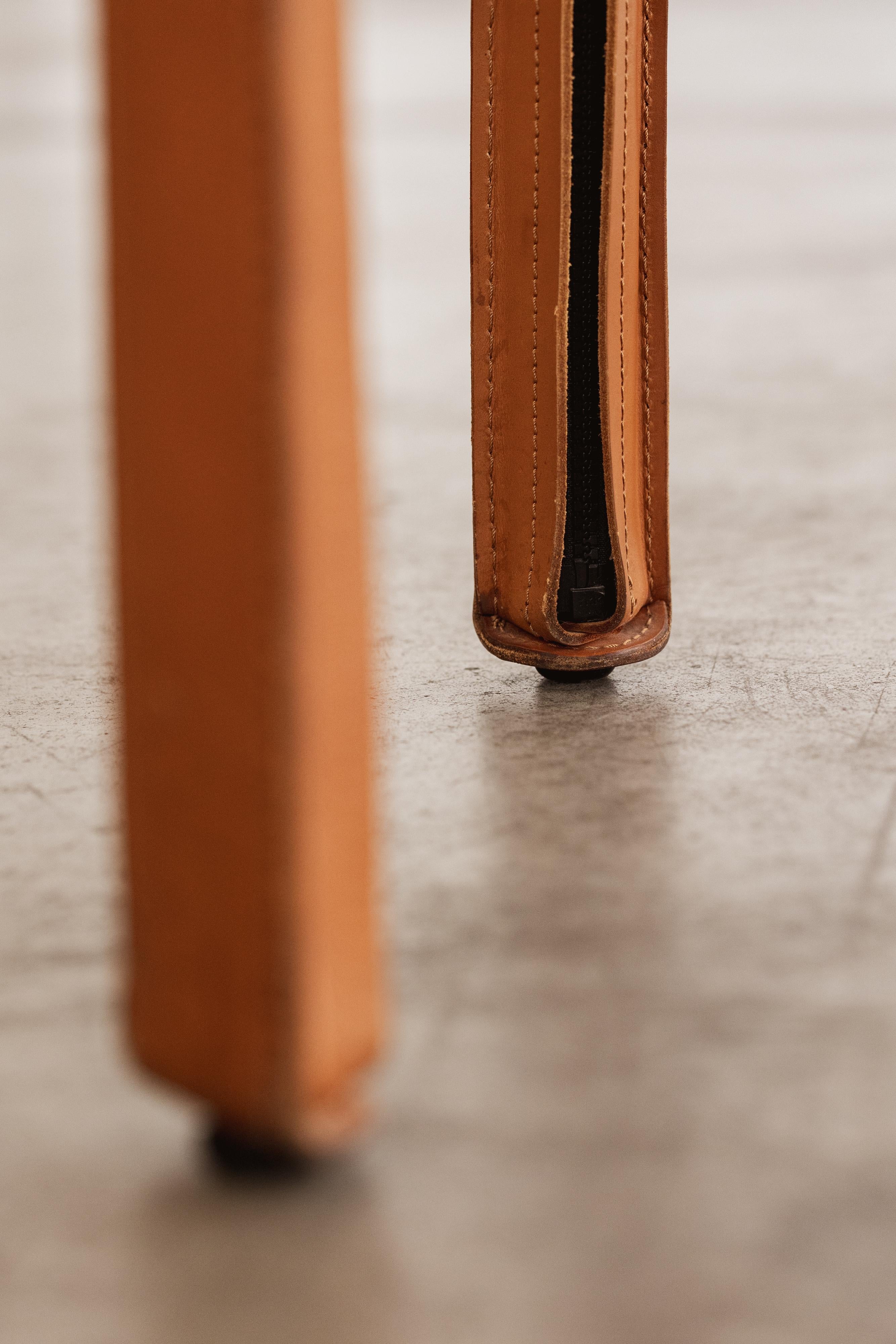 Cuir Chaises Mario Bellini 
