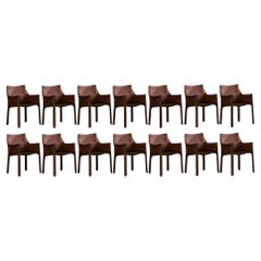 Mario Bellini "CAB 413" per Cassina, pelle nocciola, 1977, set di 14 sedie