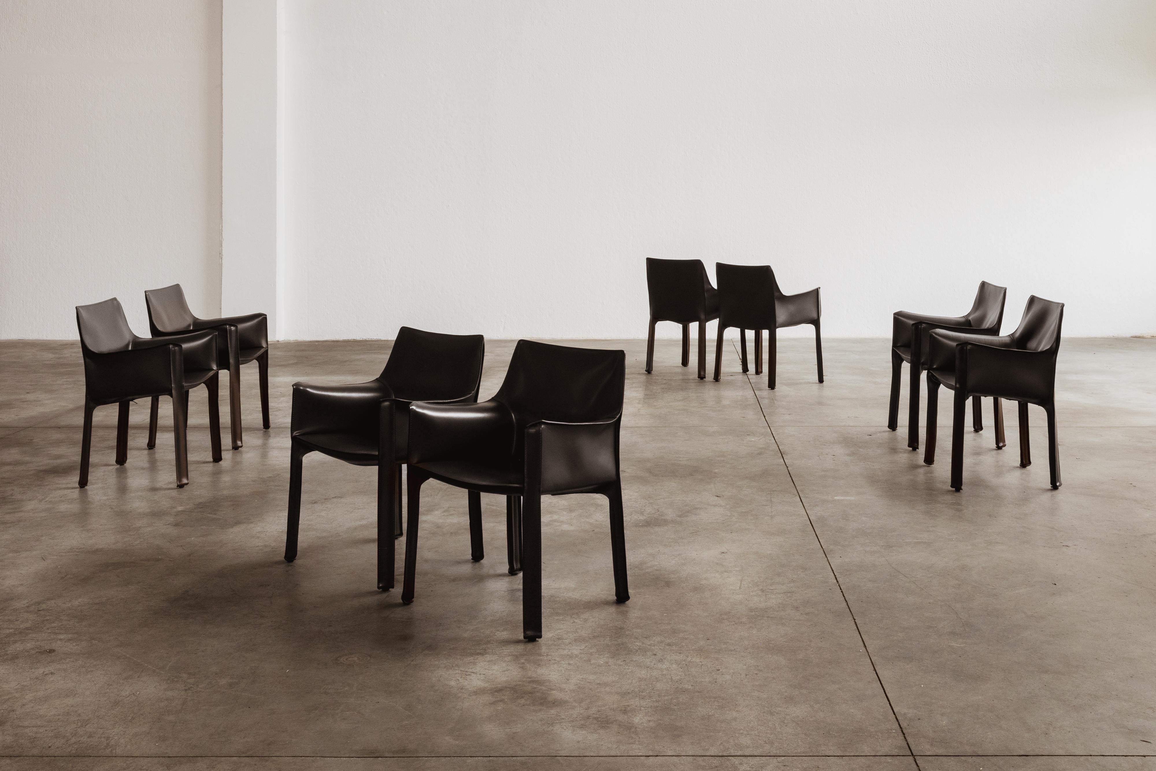 Mario Bellini „CAB 413“ Stühle für Cassina, schwarzes Leder, 1977, Set von 10 Stühlen im Angebot 9