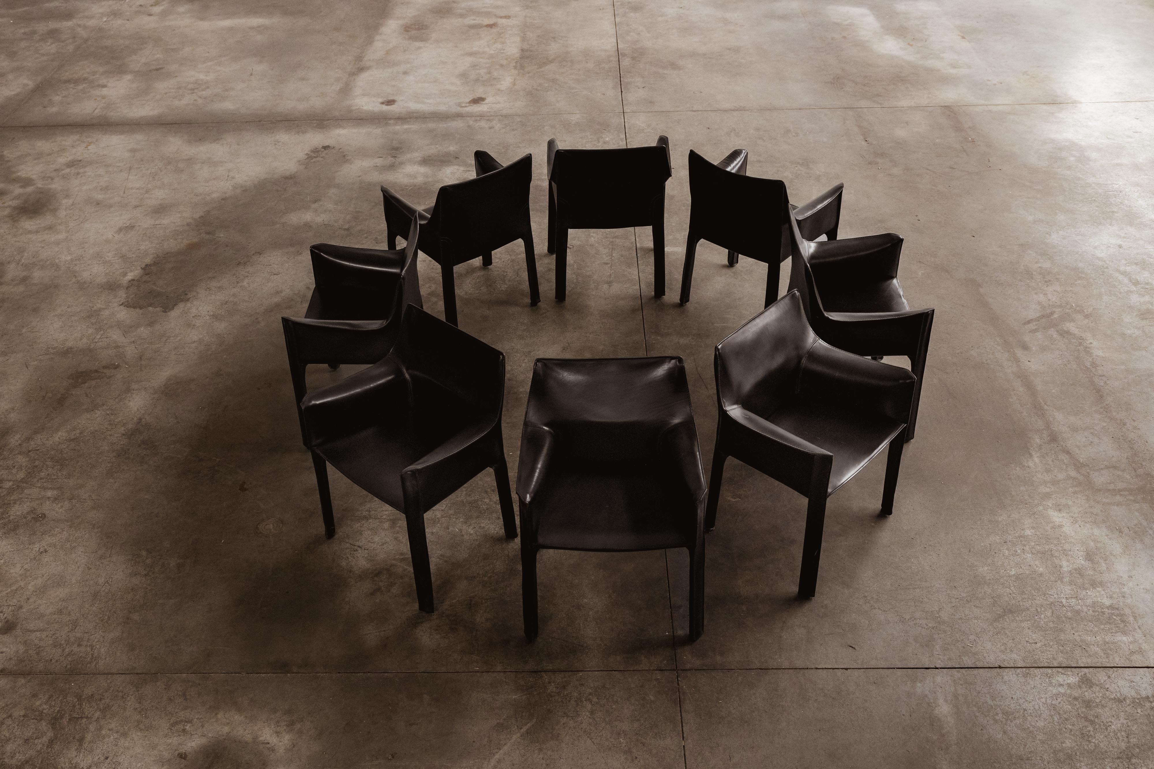 Chaises de salle à manger CAB 413 de Mario Bellini pour Cassina, 1977, ensemble de 14 pièces en vente 6