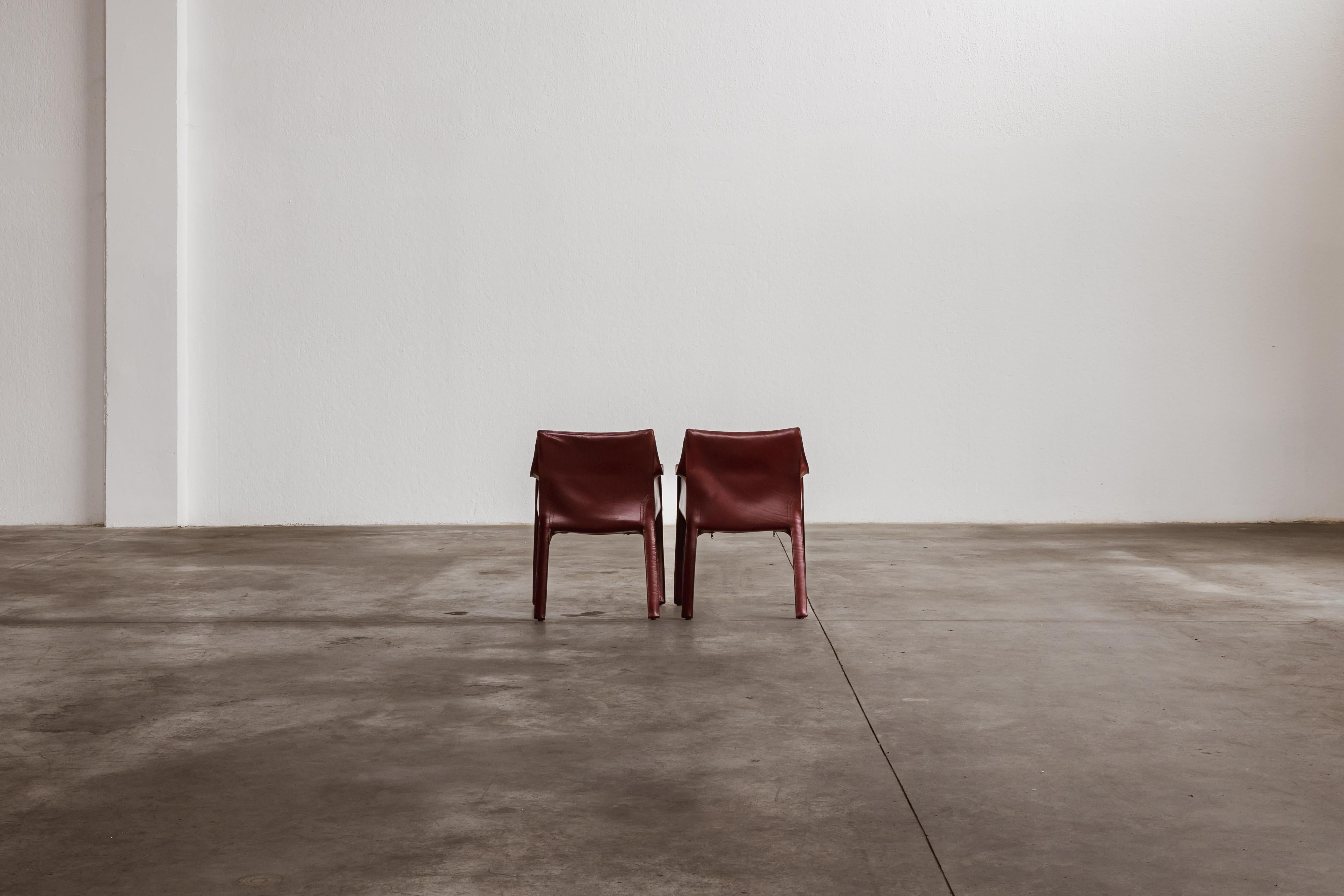 Fin du 20e siècle Mario Bellini pour Cassina, 1977, lot de 2 chaises de salle à manger CAB 413 en vente