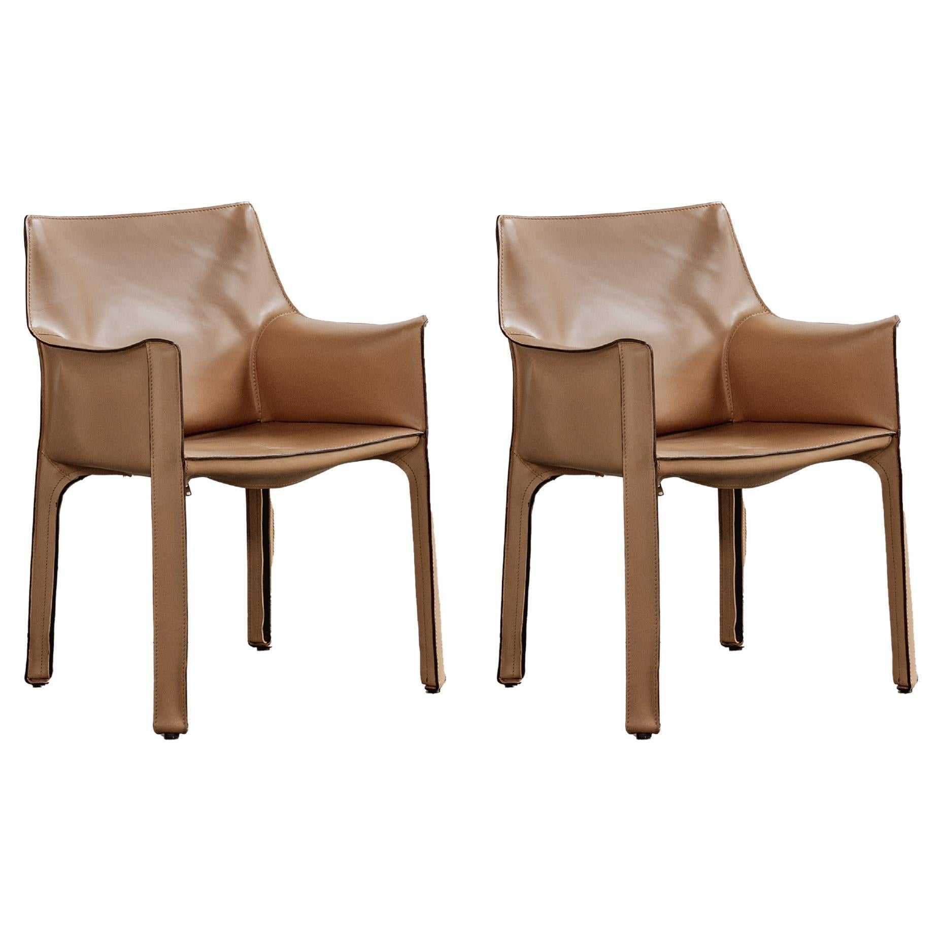 Mario Bellini "CAB 413” Chairs for Cassina, Natural Leather, 1977, Set of 2 For Sale